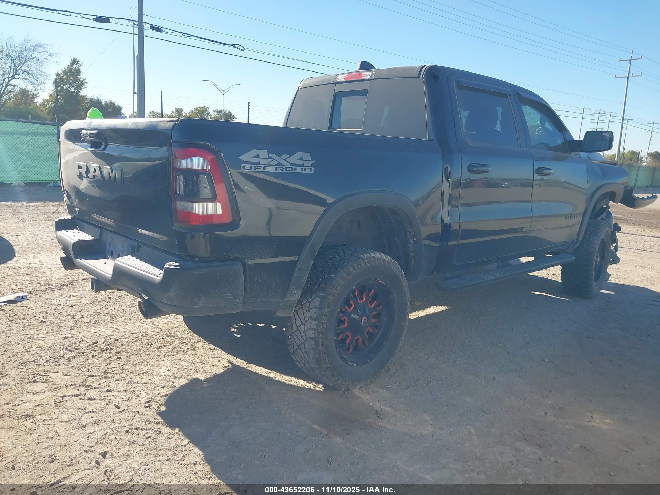 RAM 1500 image 4