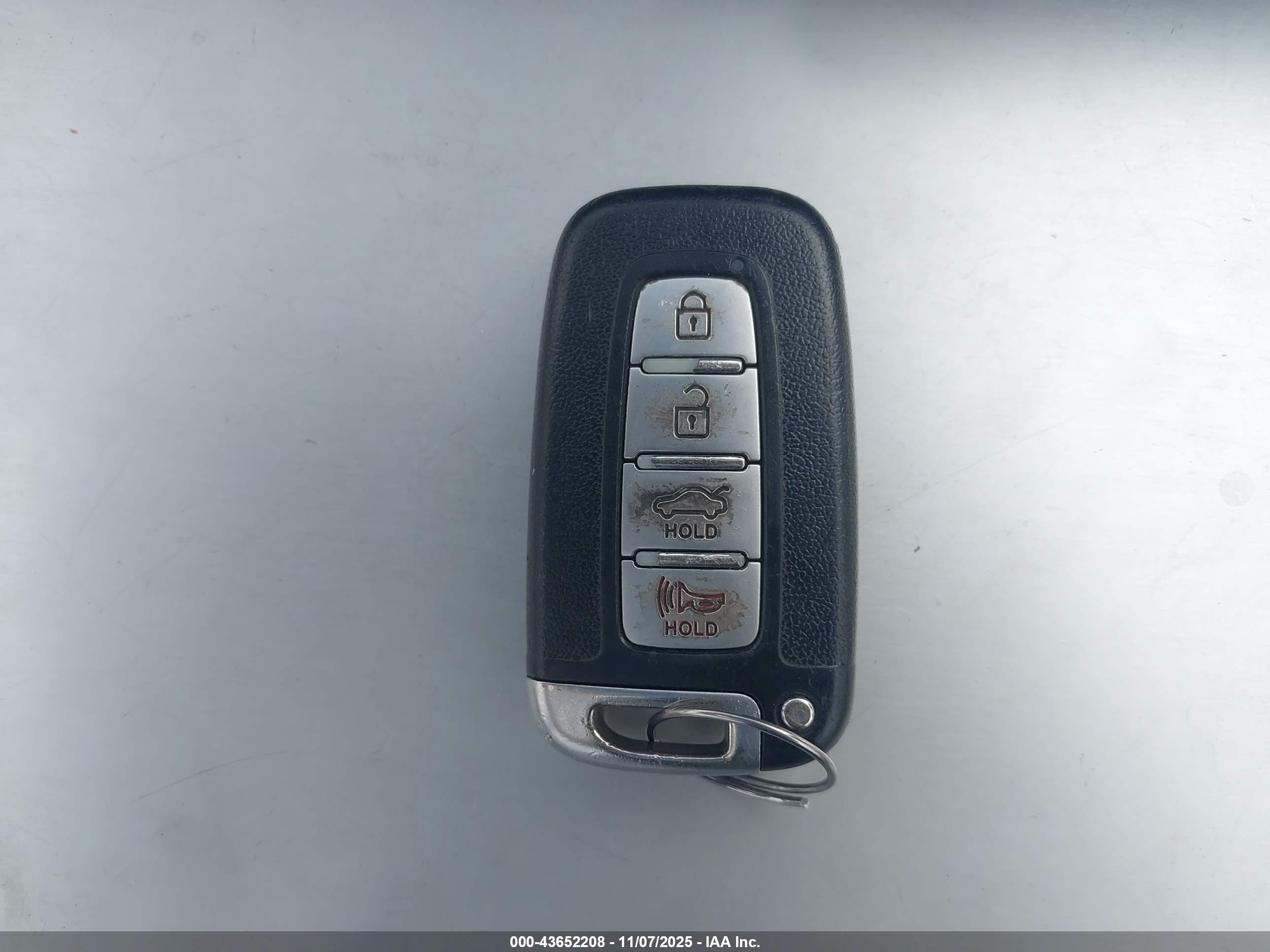 HYUNDAI AZERA image 11