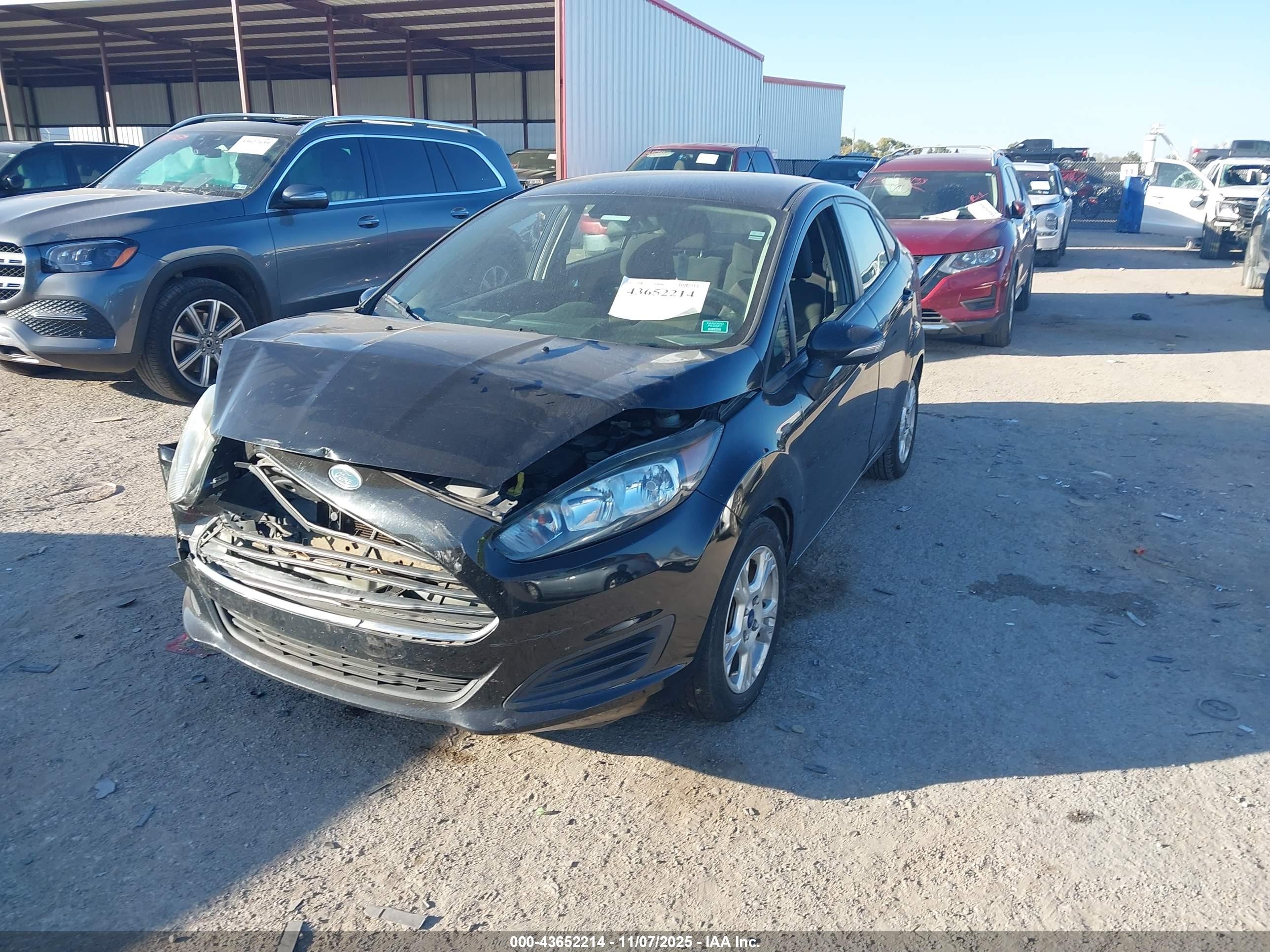 FORD FIESTA image 2