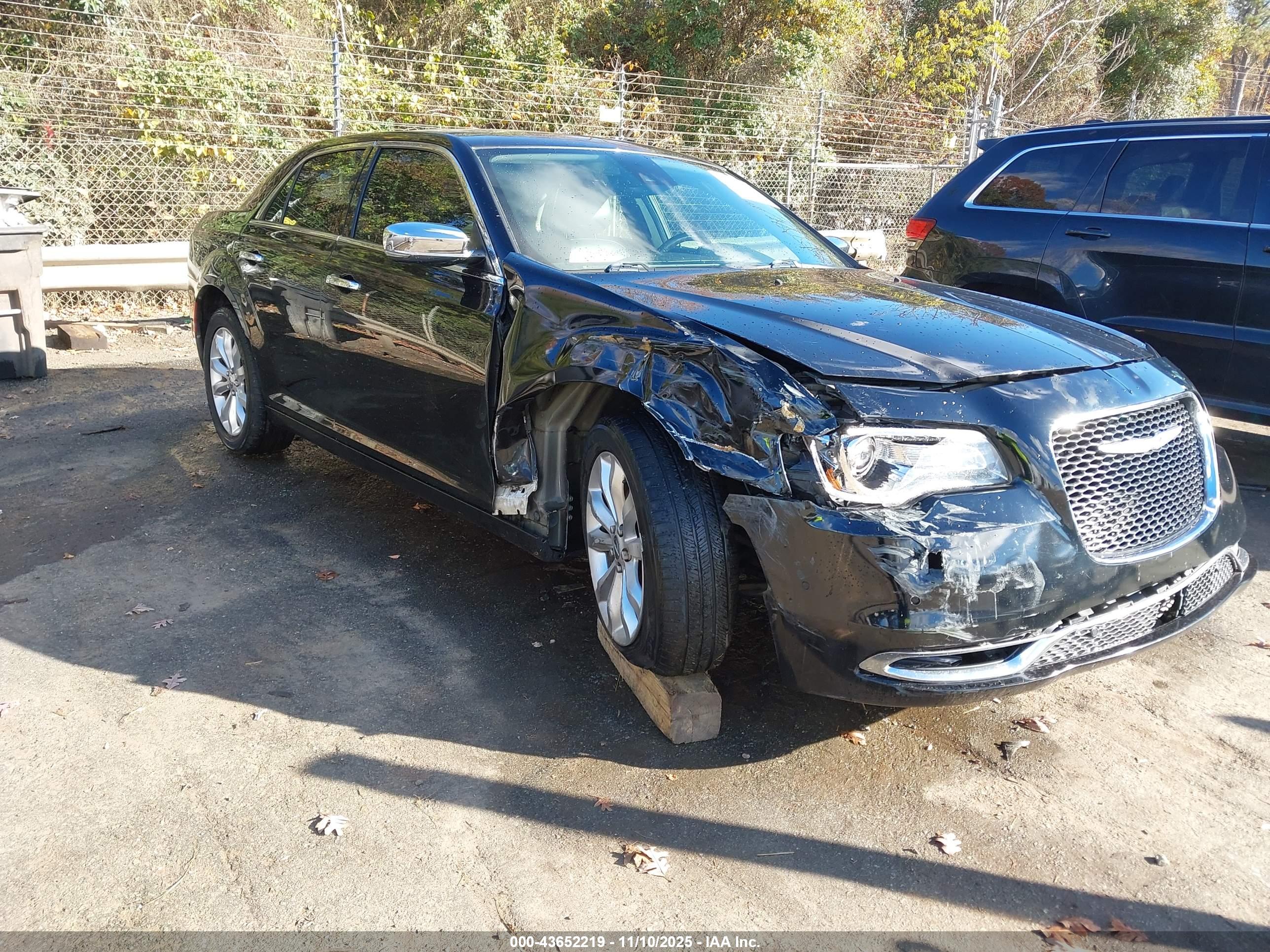 CHRYSLER 300C image 6