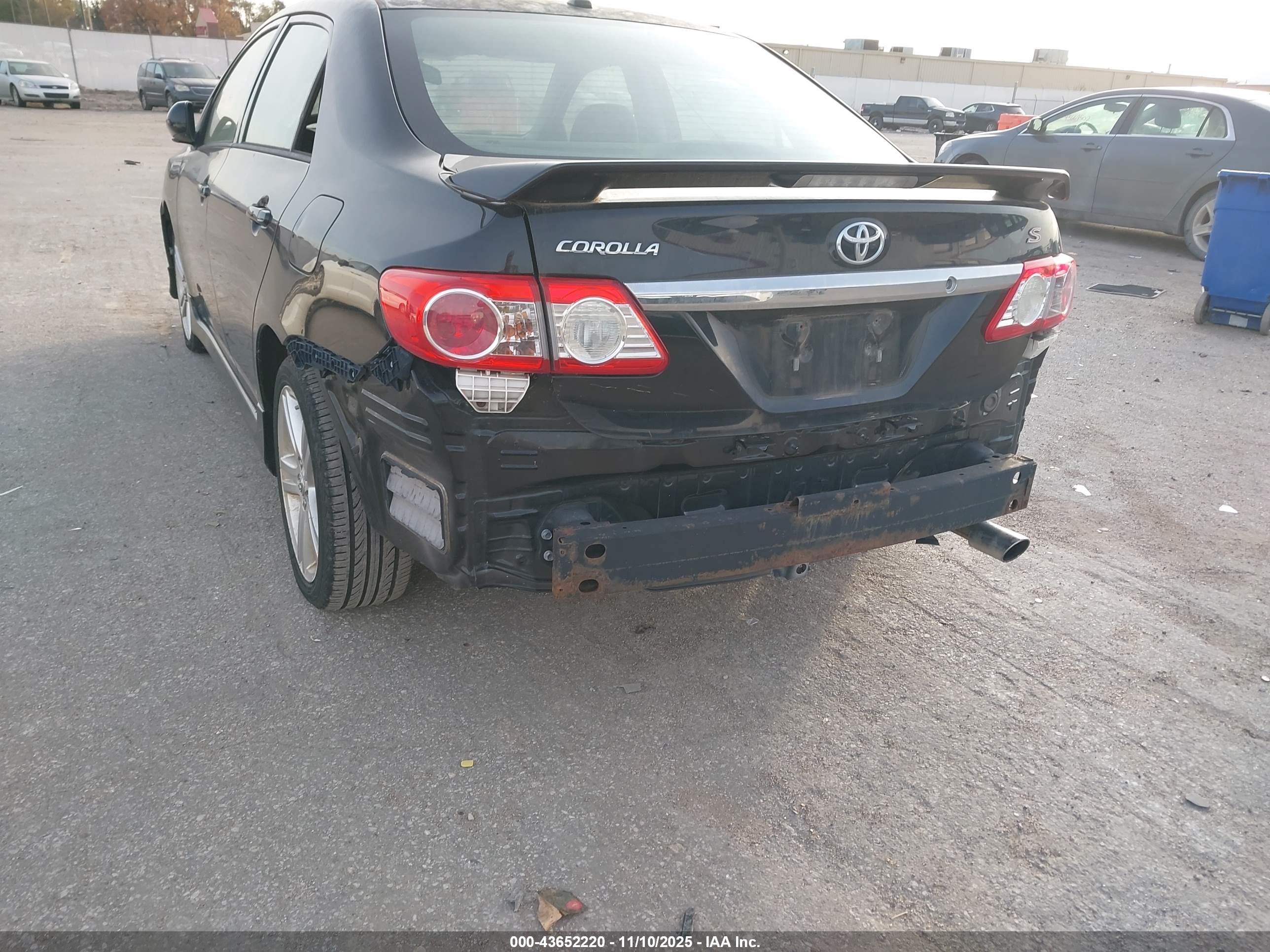 TOYOTA COROLLA image 6