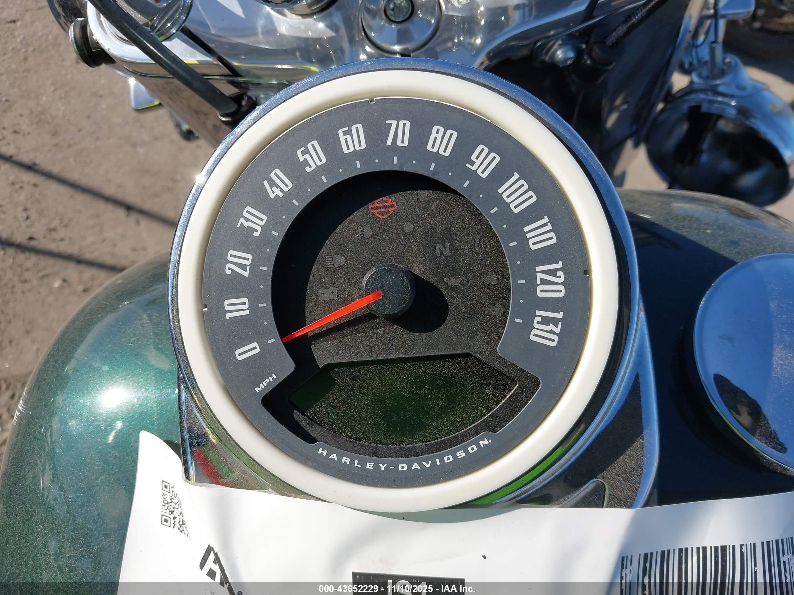 HARLEY-DAVIDSON FLHCS image 7