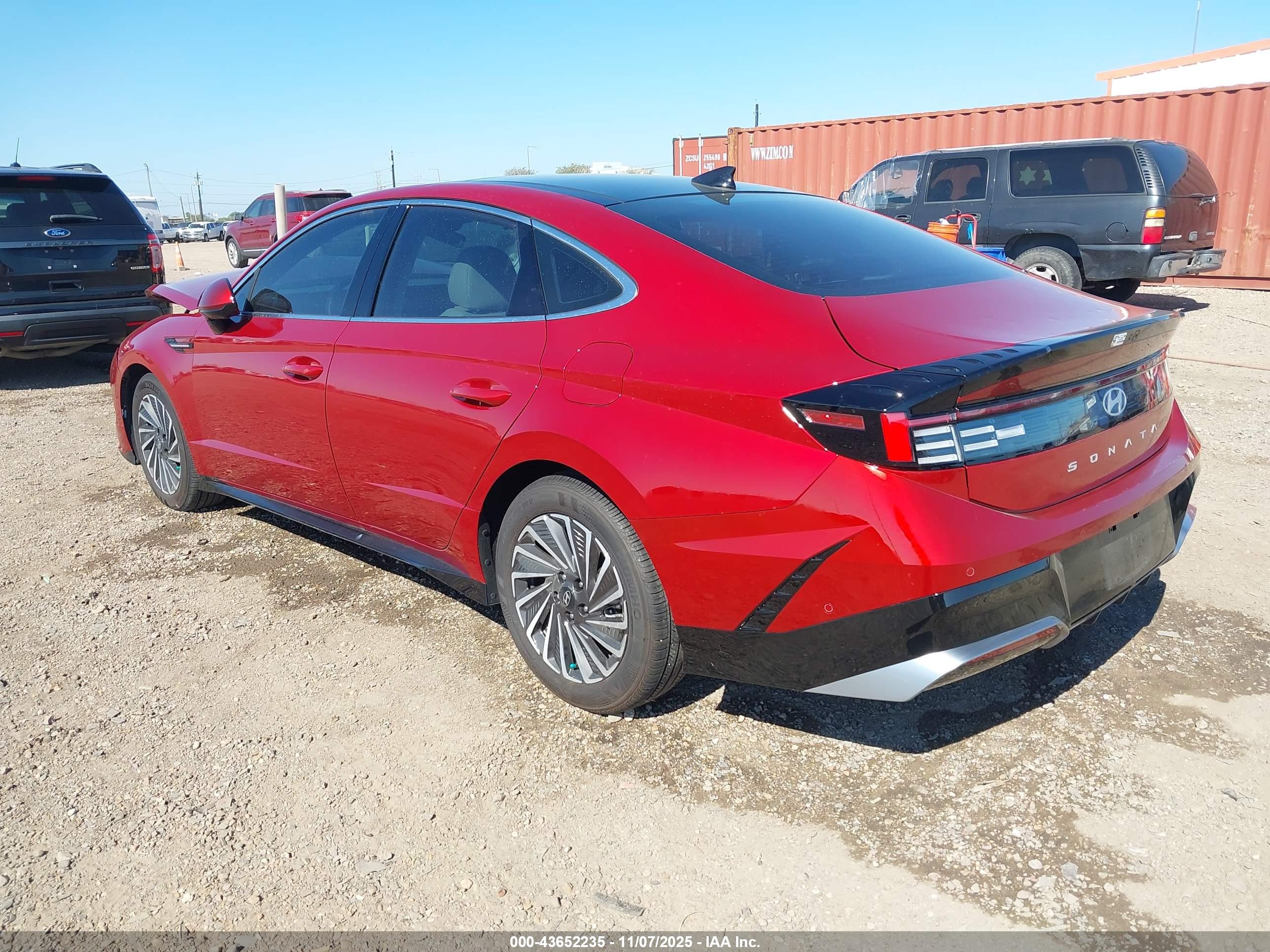 HYUNDAI SONATA image 3