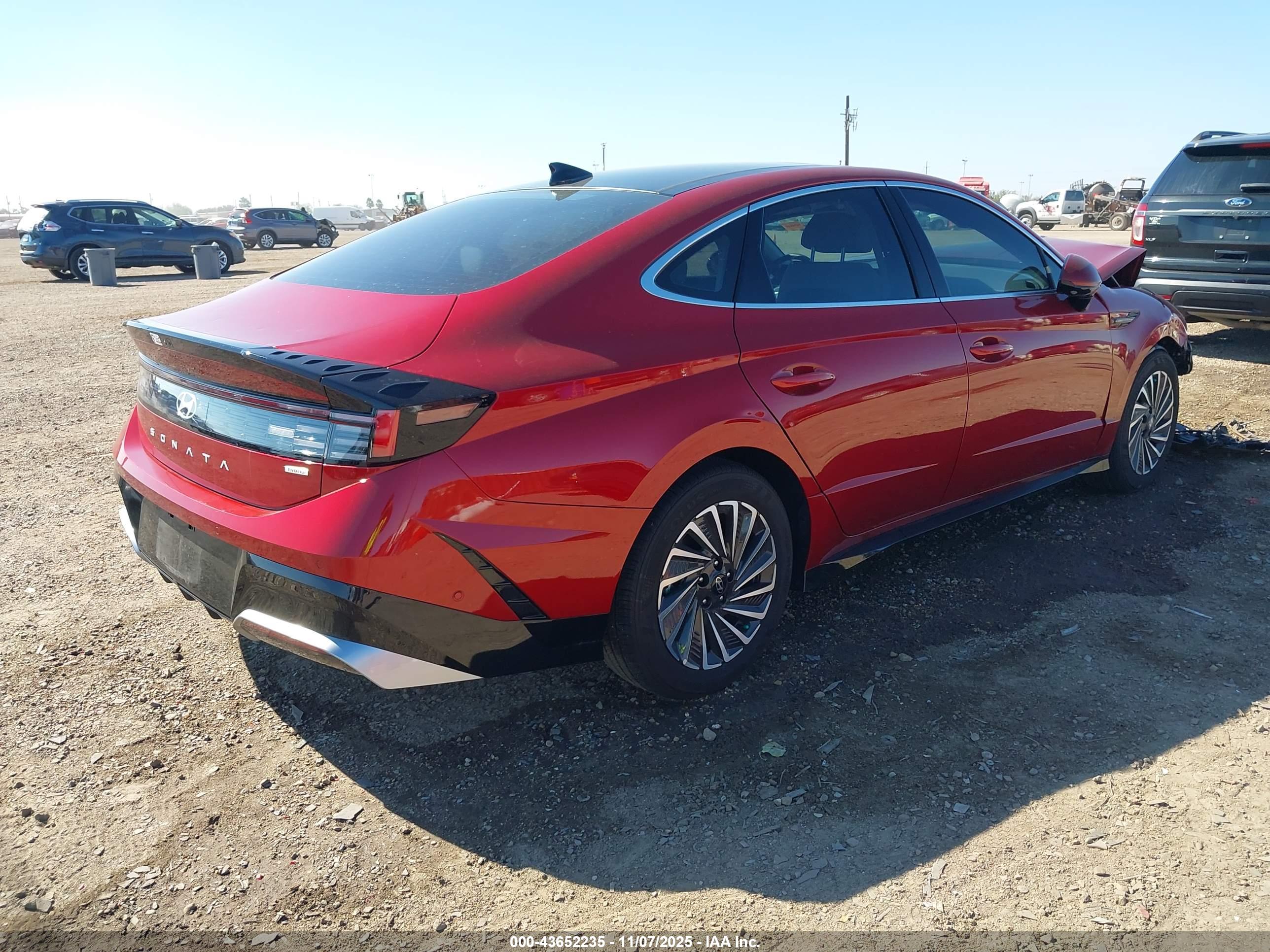 HYUNDAI SONATA image 4