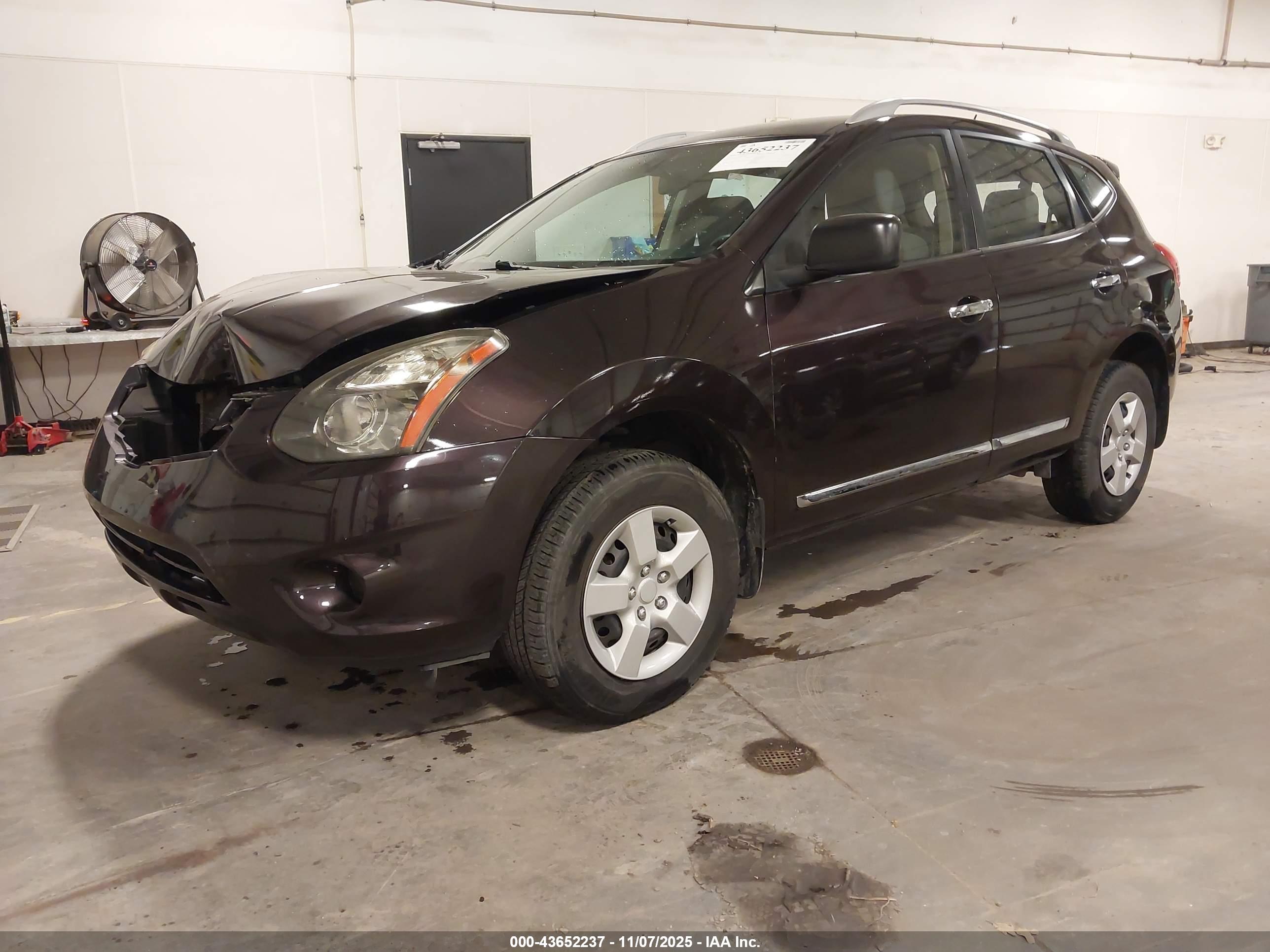 NISSAN ROGUE image 2