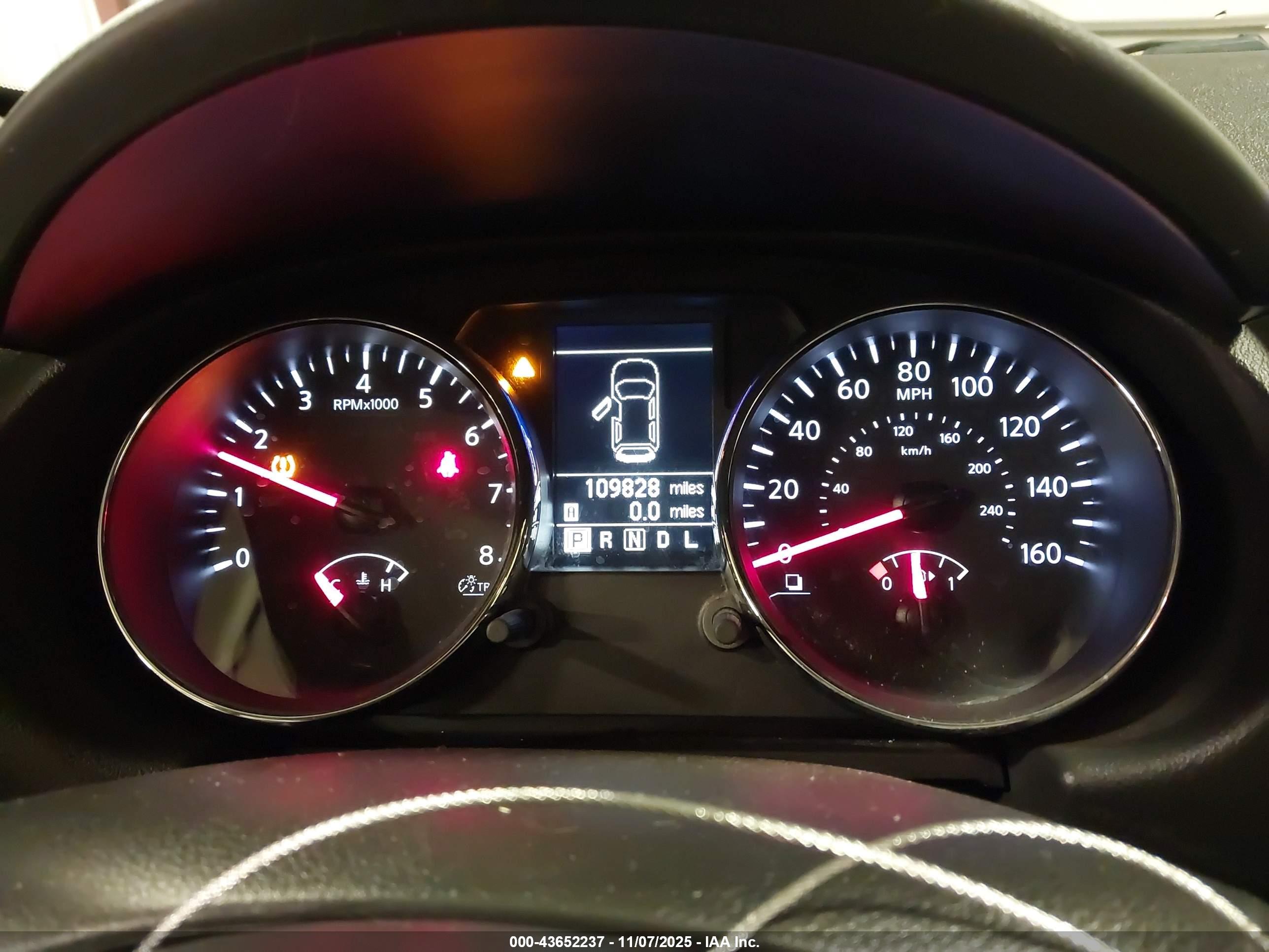 NISSAN ROGUE image 7