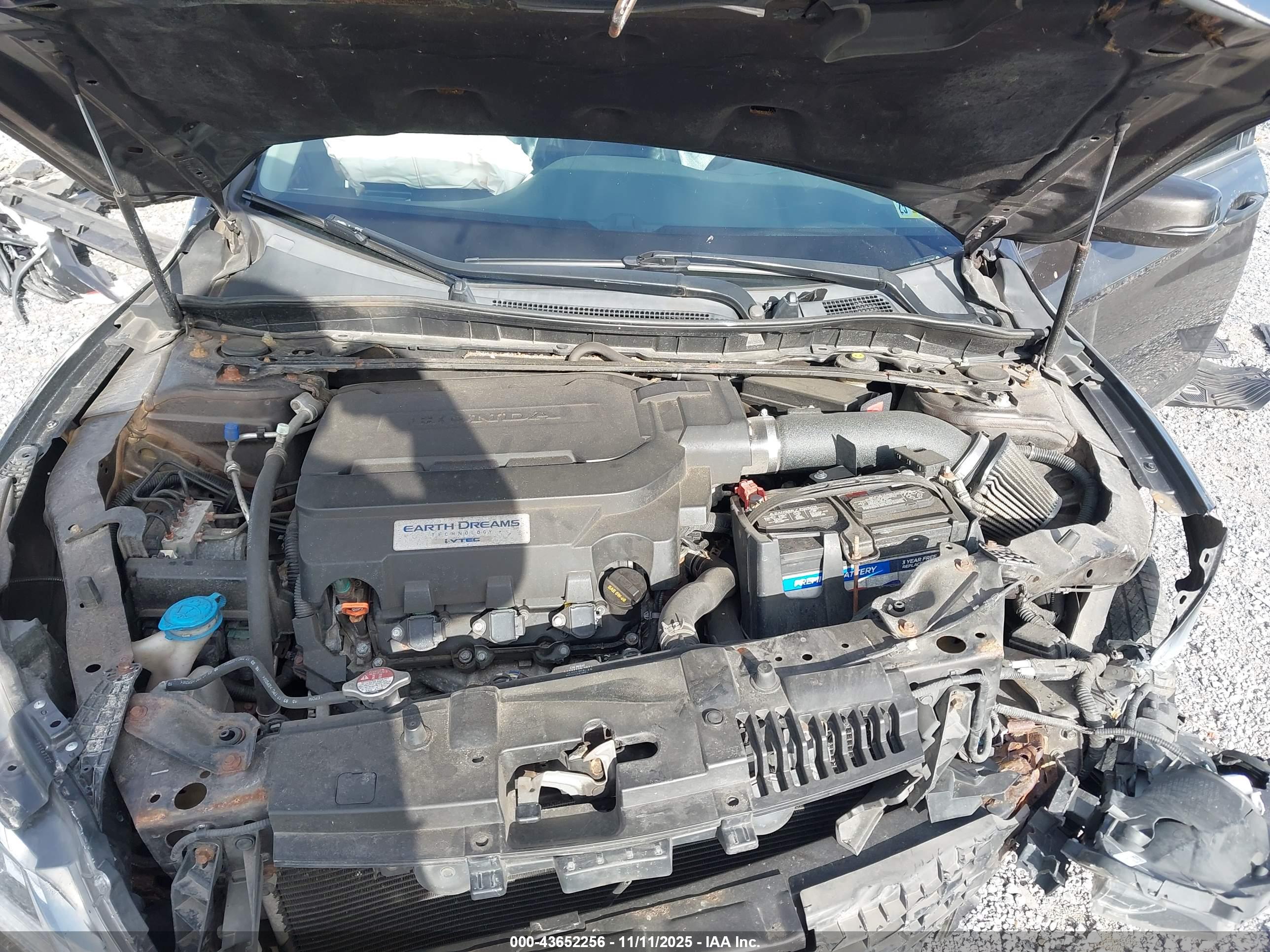HONDA ACCORD image 10