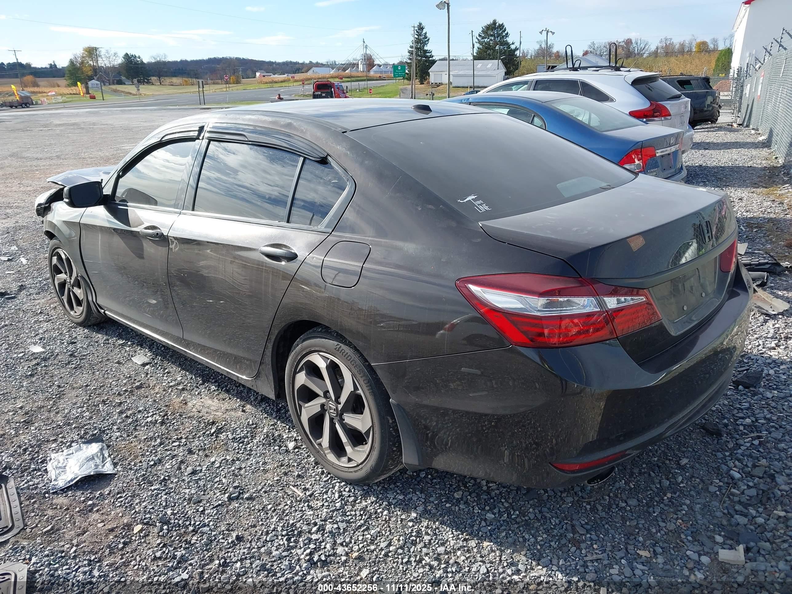 HONDA ACCORD image 3