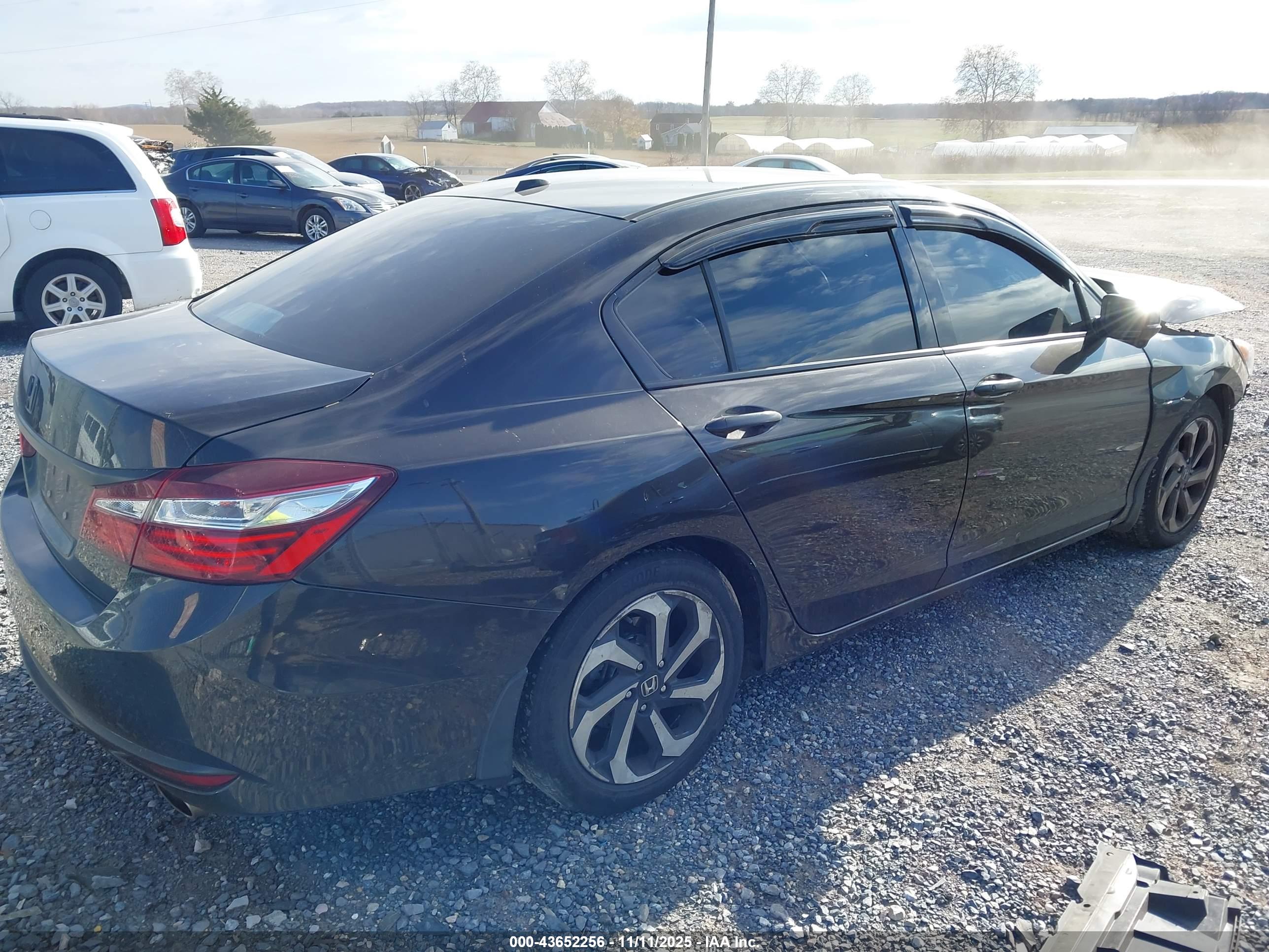 HONDA ACCORD image 4