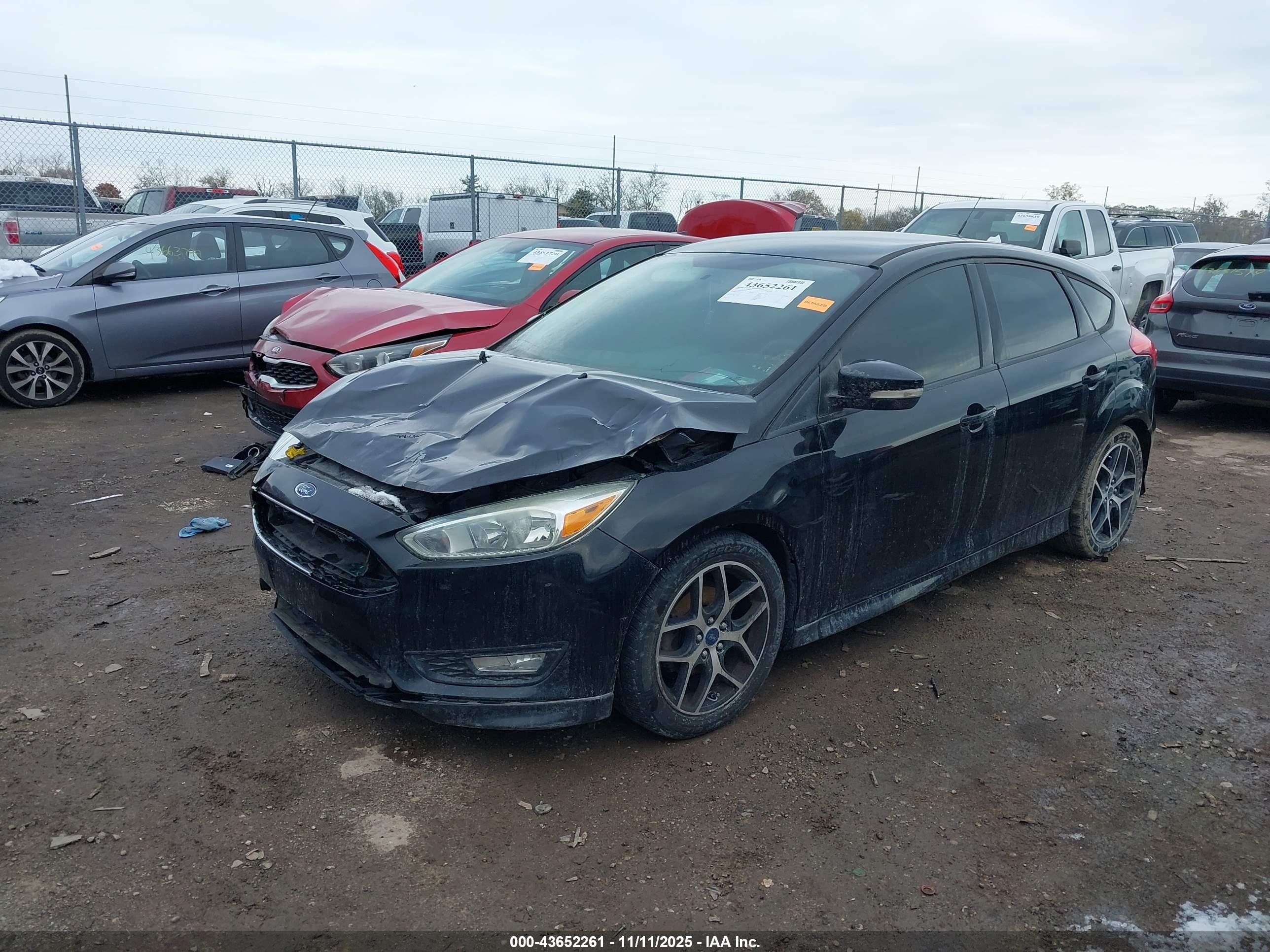 FORD FOCUS image 2