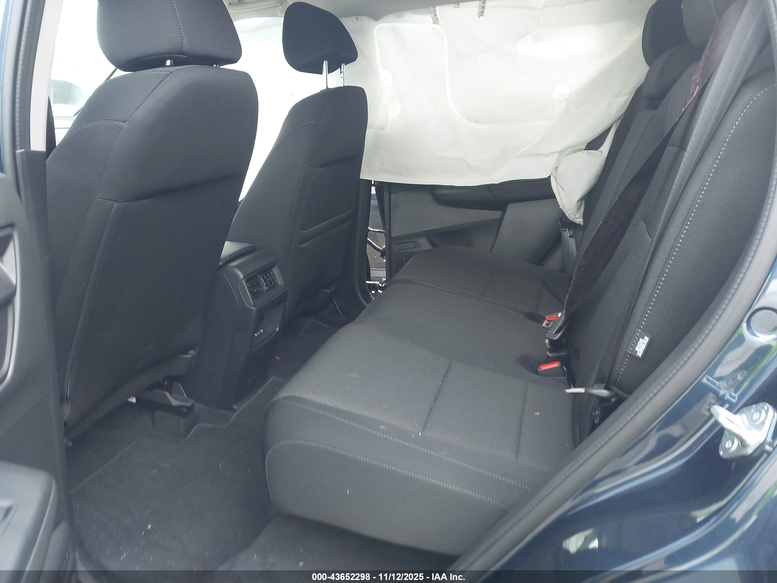 HONDA CR-V image 8