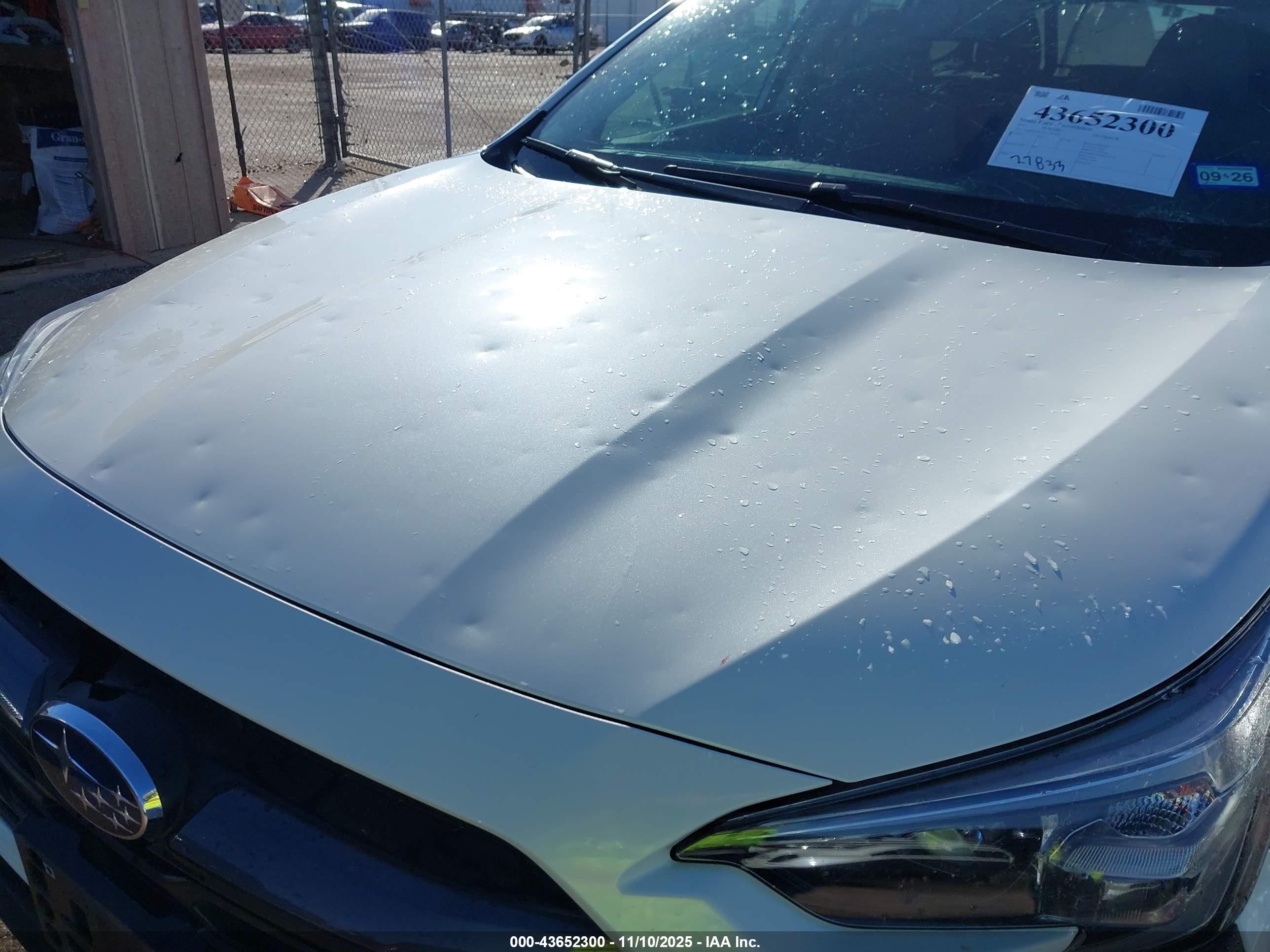 SUBARU OUTBACK image 6