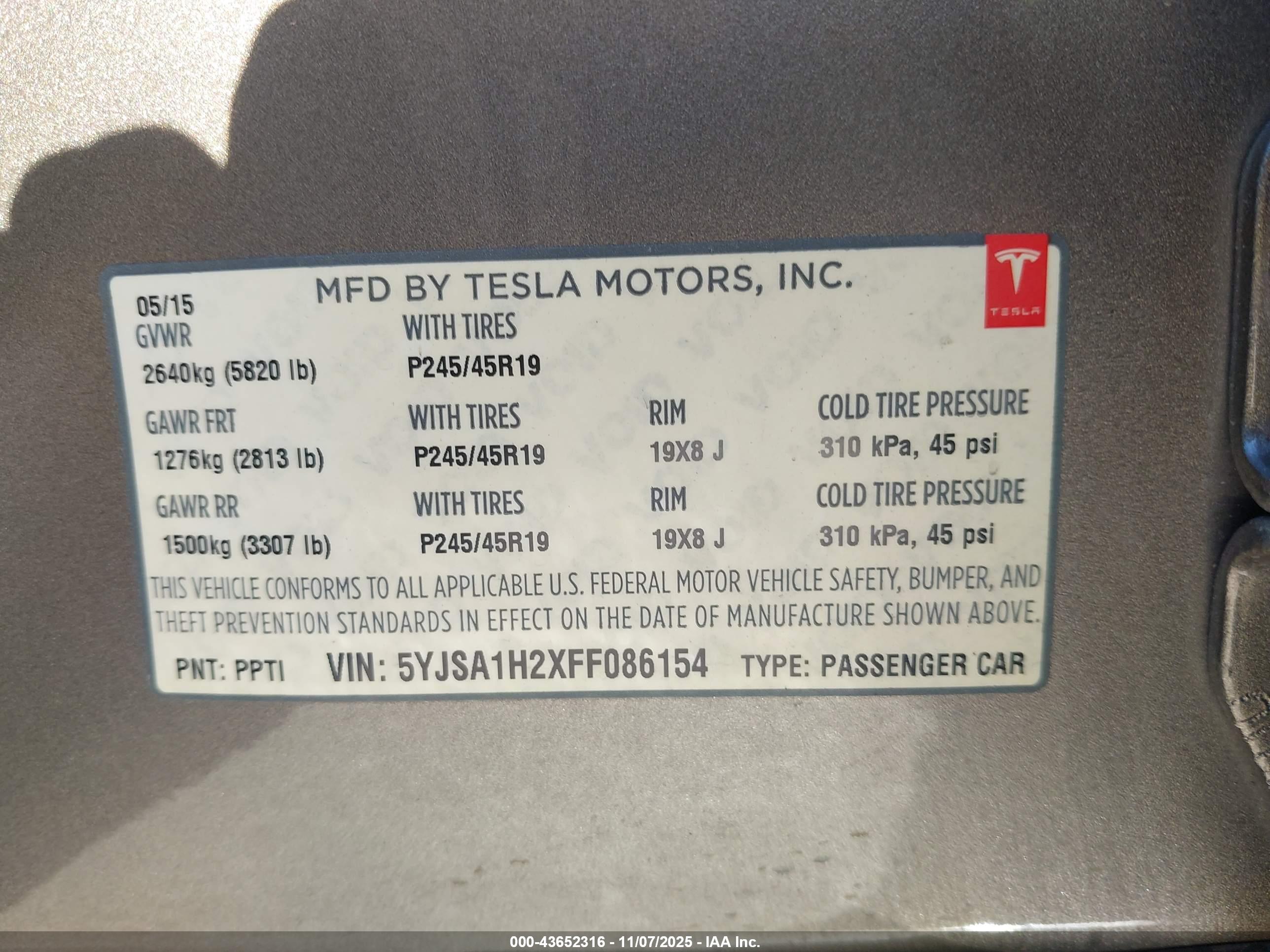 TESLA MODEL image 9