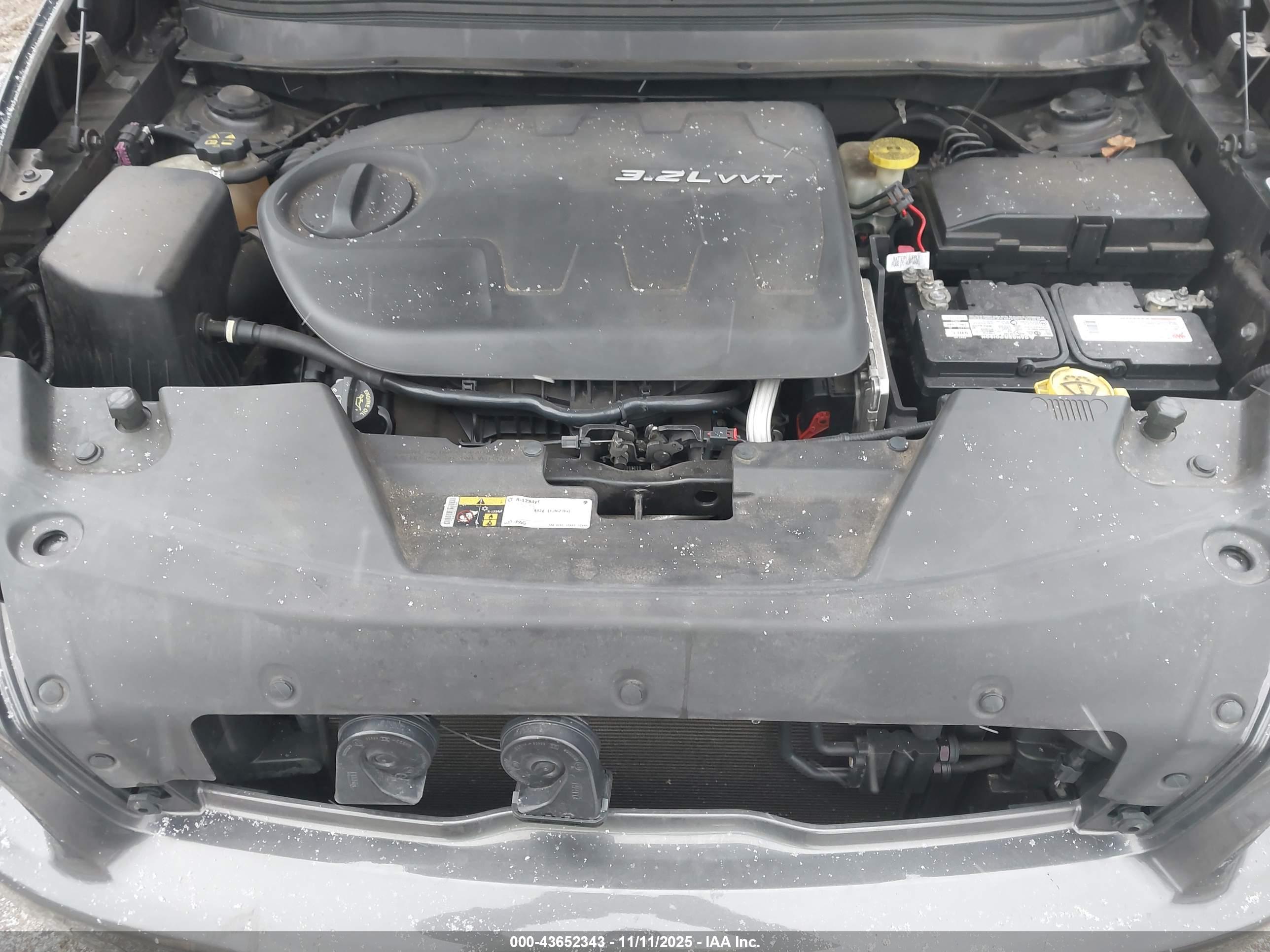 JEEP CHEROKEE image 10