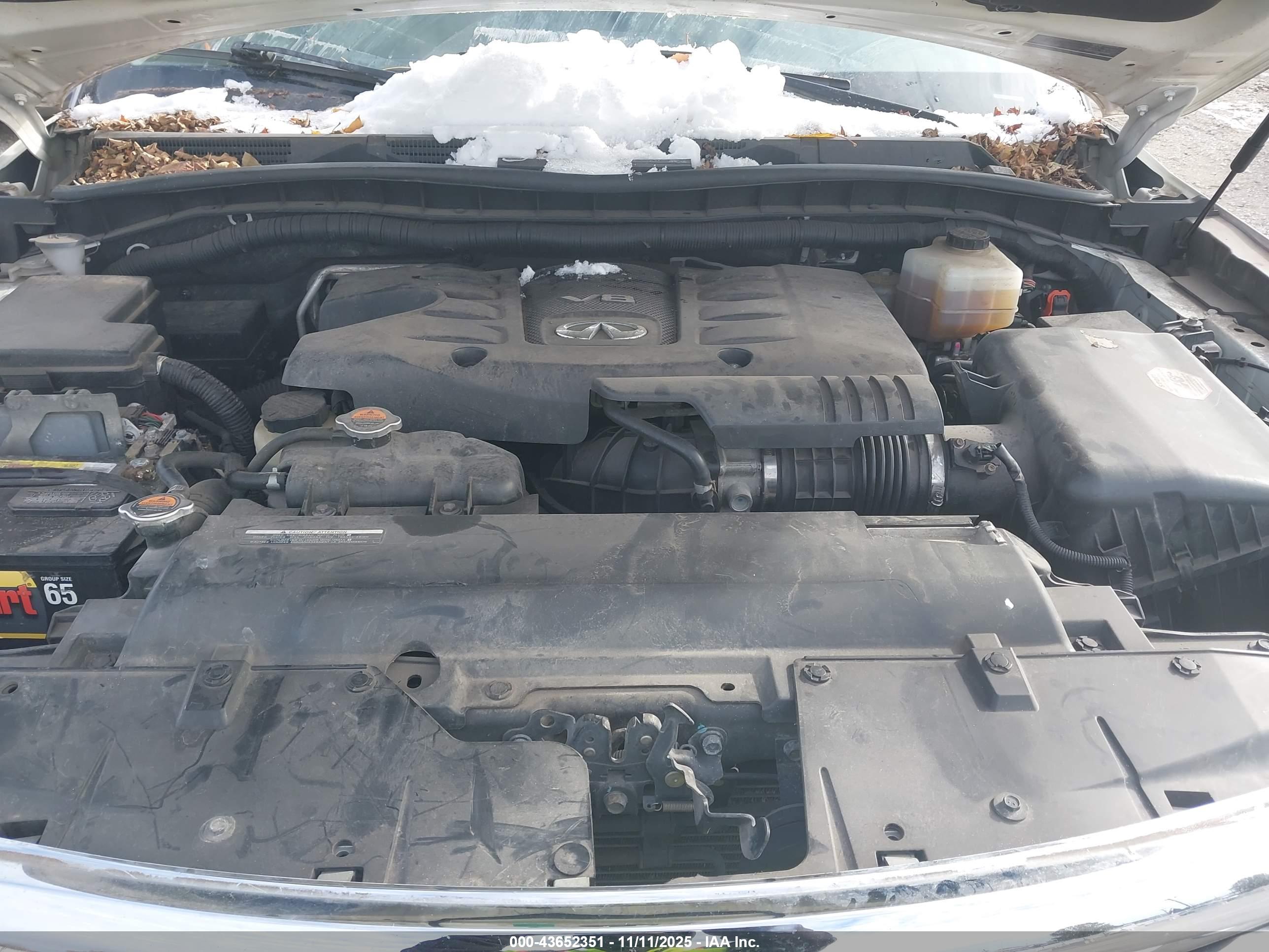 INFINITI QX56 image 10