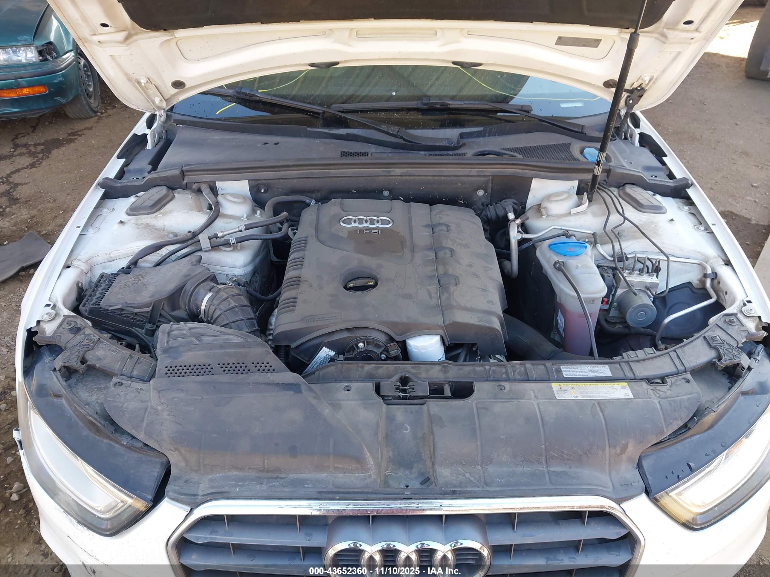 AUDI A4 image 10