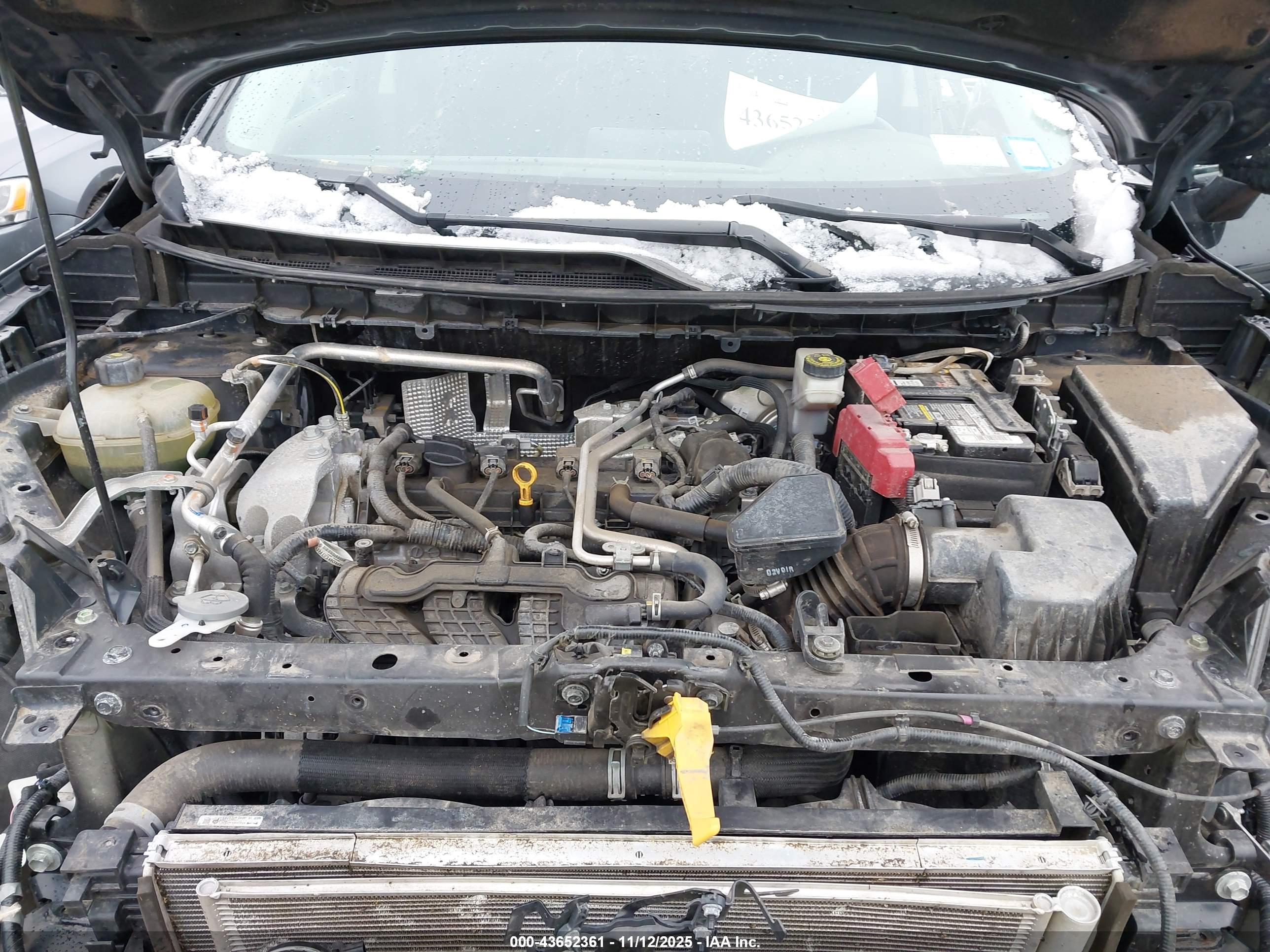 NISSAN ROGUE image 10