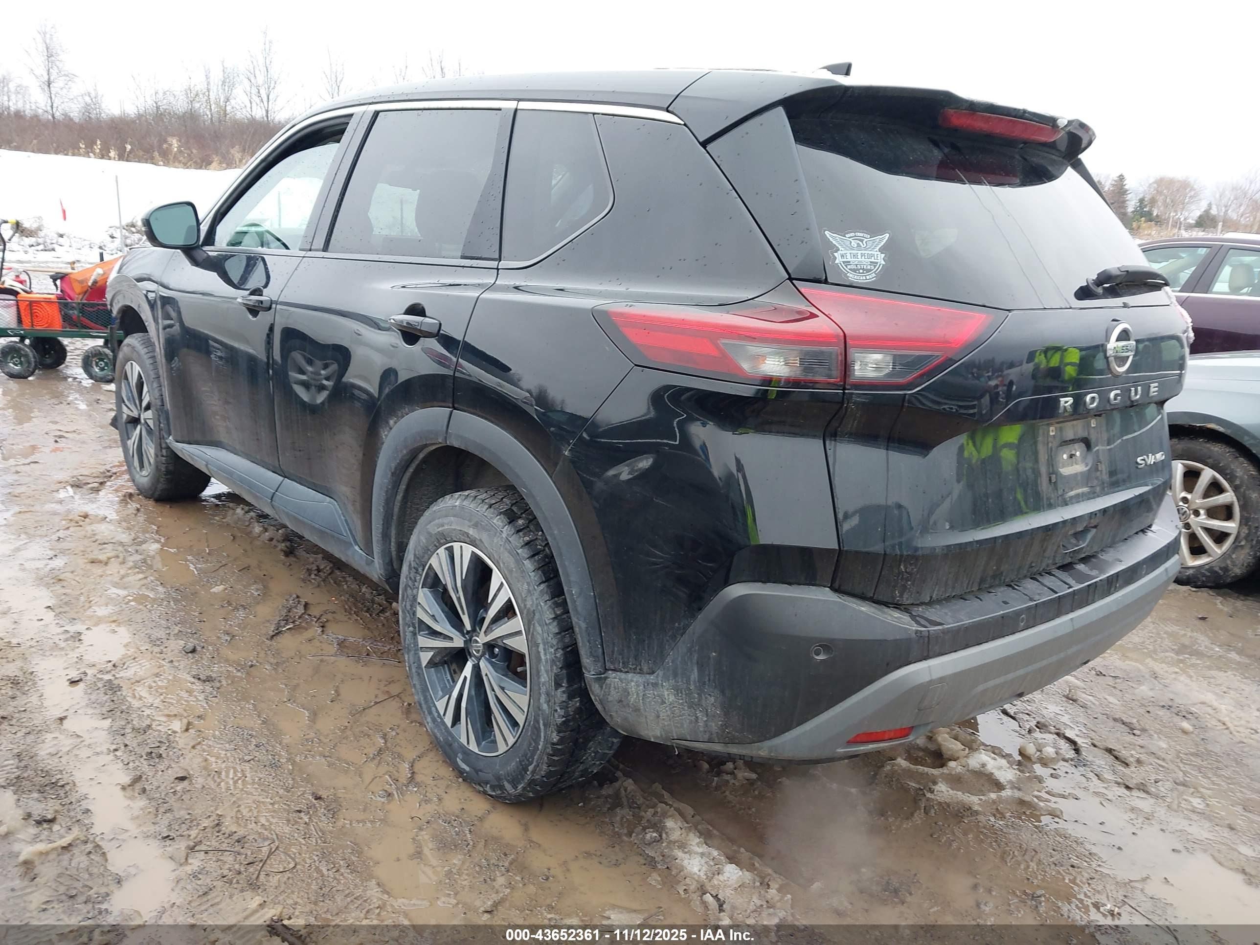 NISSAN ROGUE image 3
