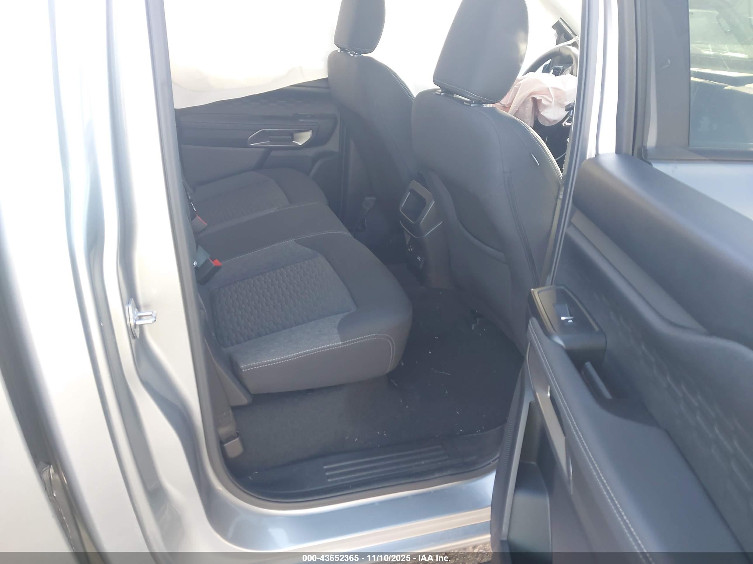 FORD RANGER image 8