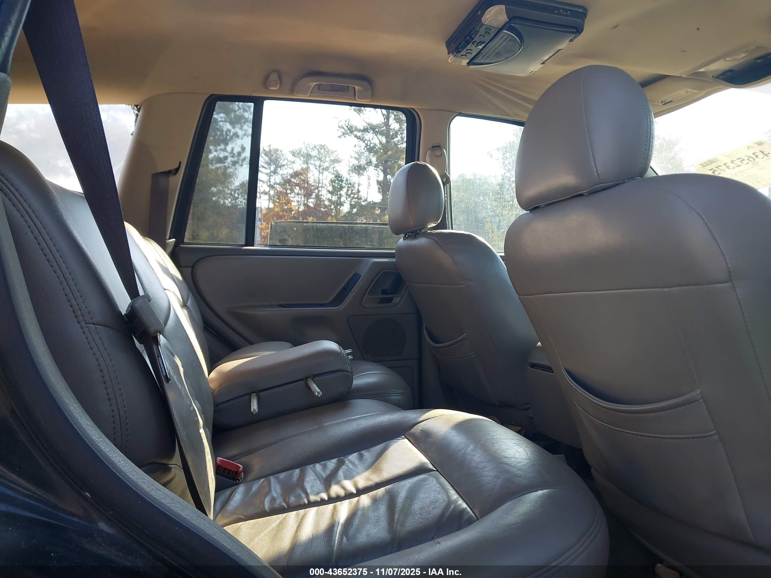 JEEP GRAND image 8