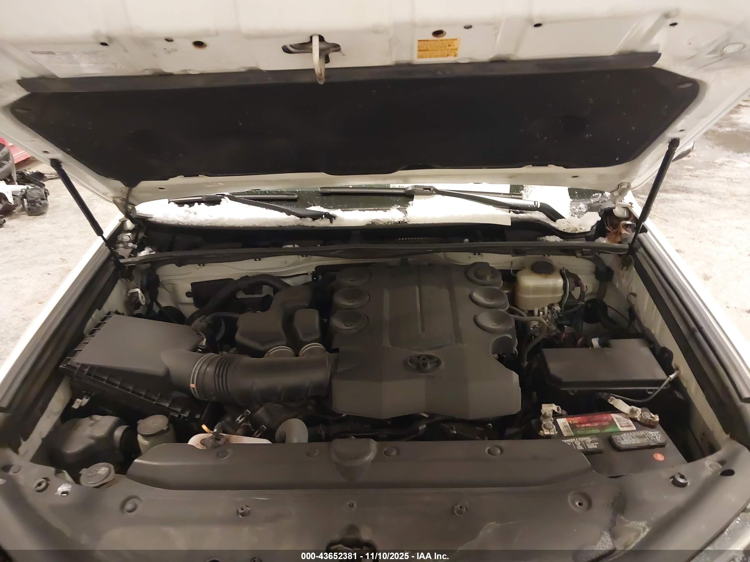 TOYOTA 4RUNNER image 10