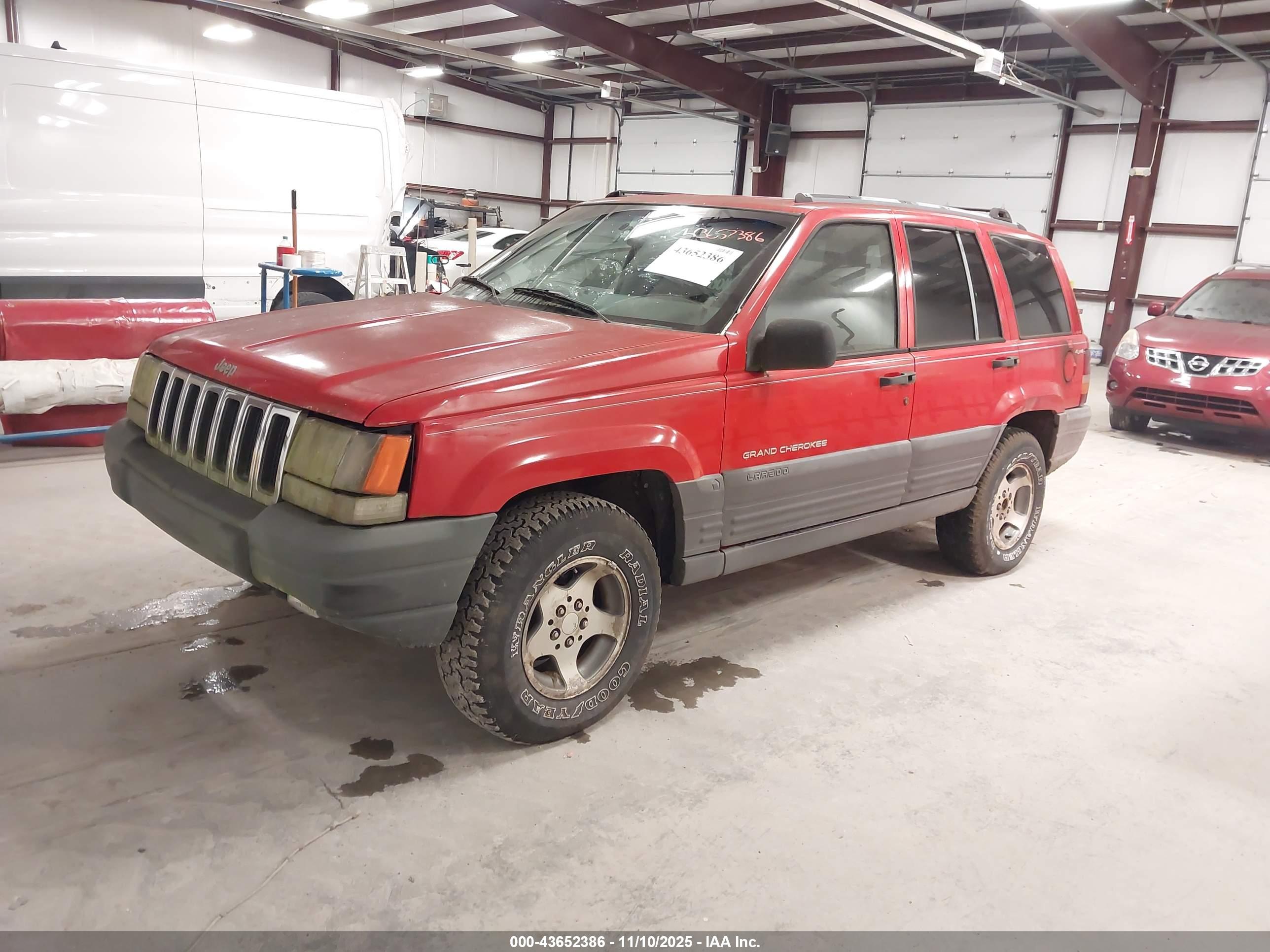 JEEP GRAND image 2