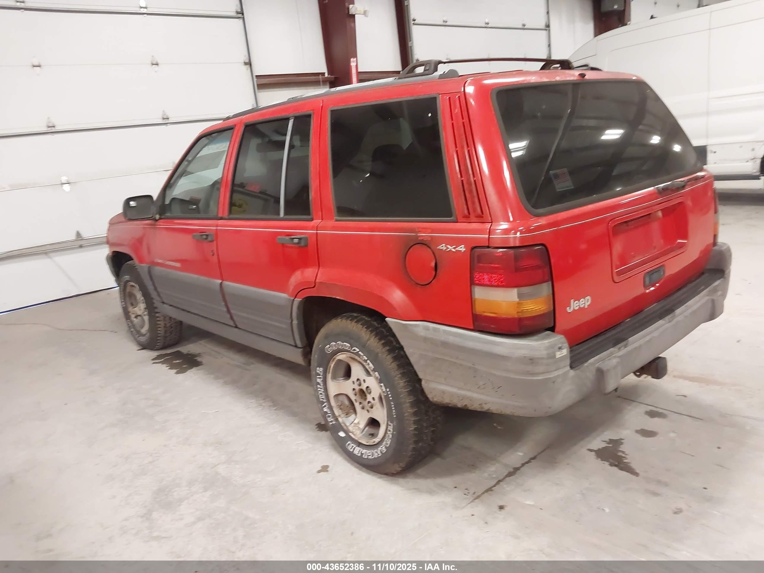 JEEP GRAND image 3