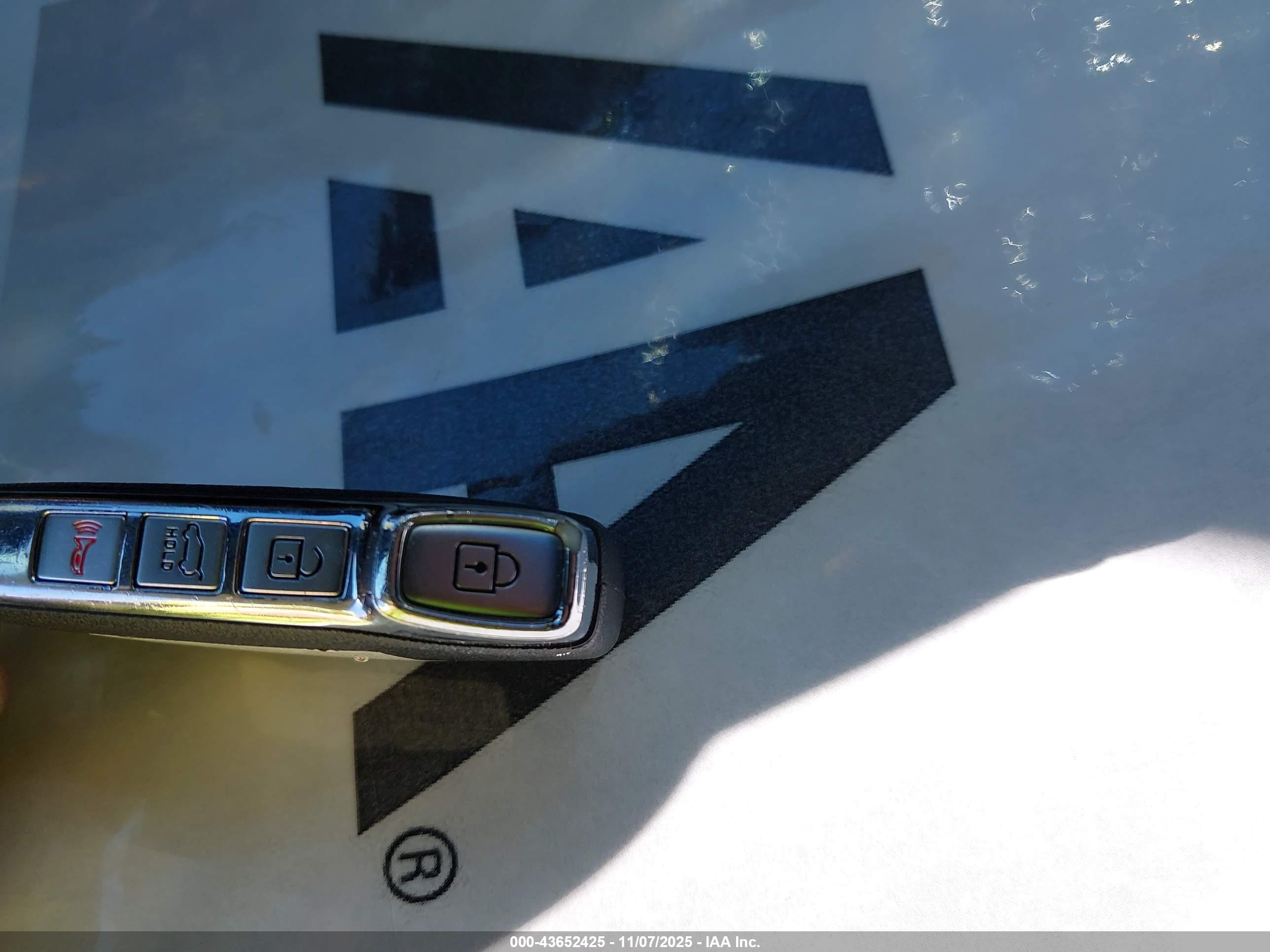 KIA TELLURIDE image 11