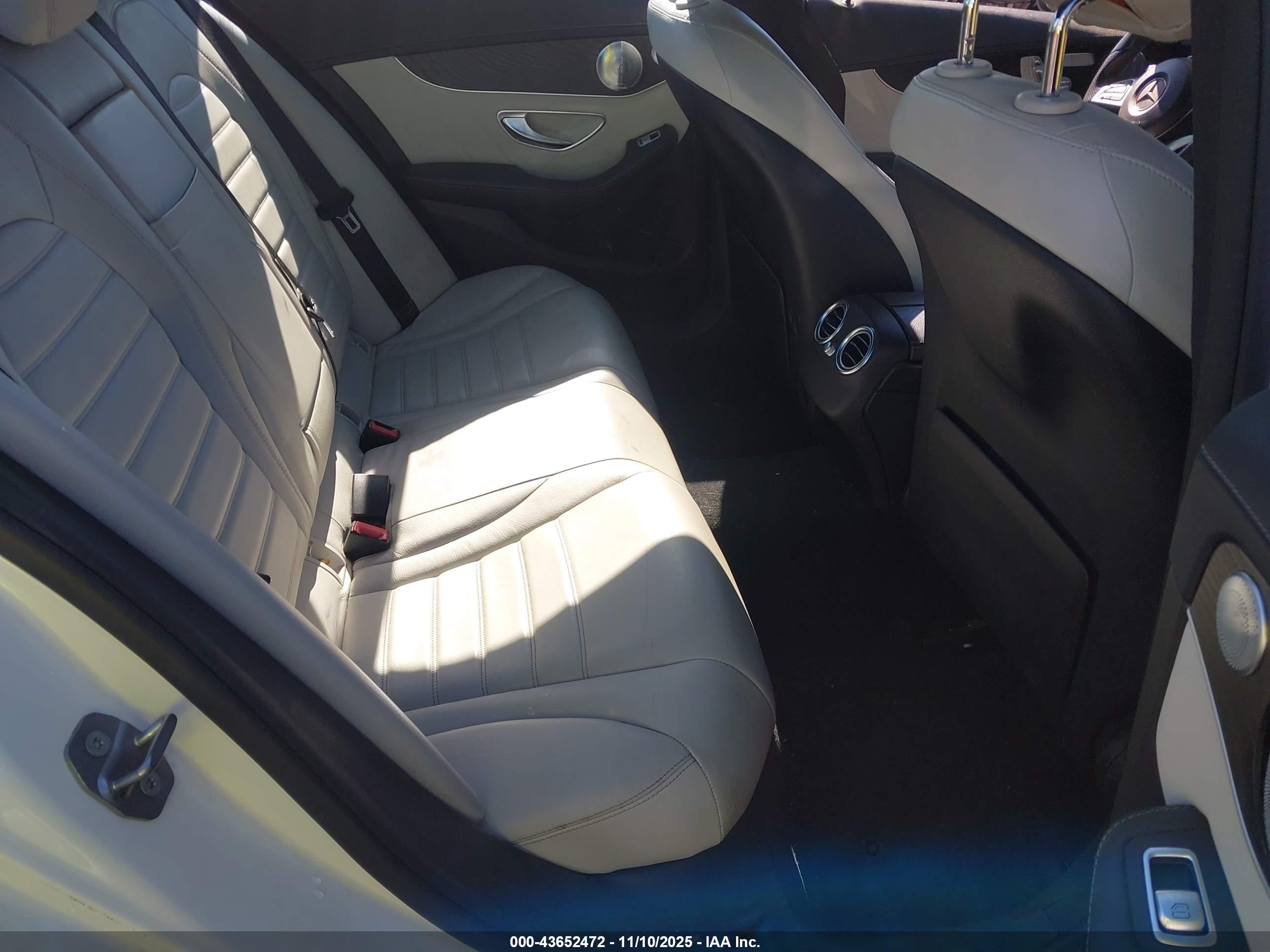 MERCEDES-BENZ C image 8