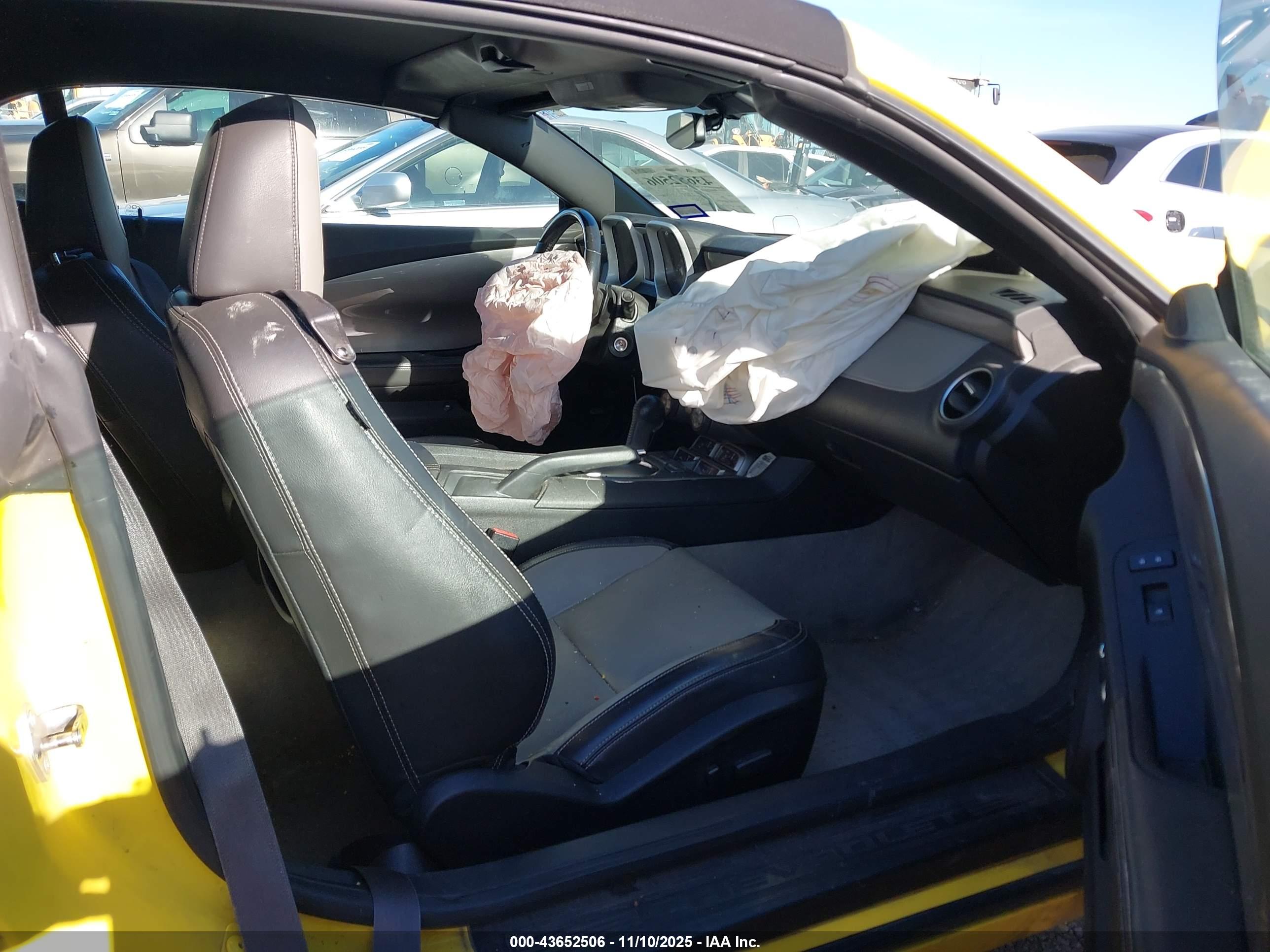 CHEVROLET CAMARO image 5