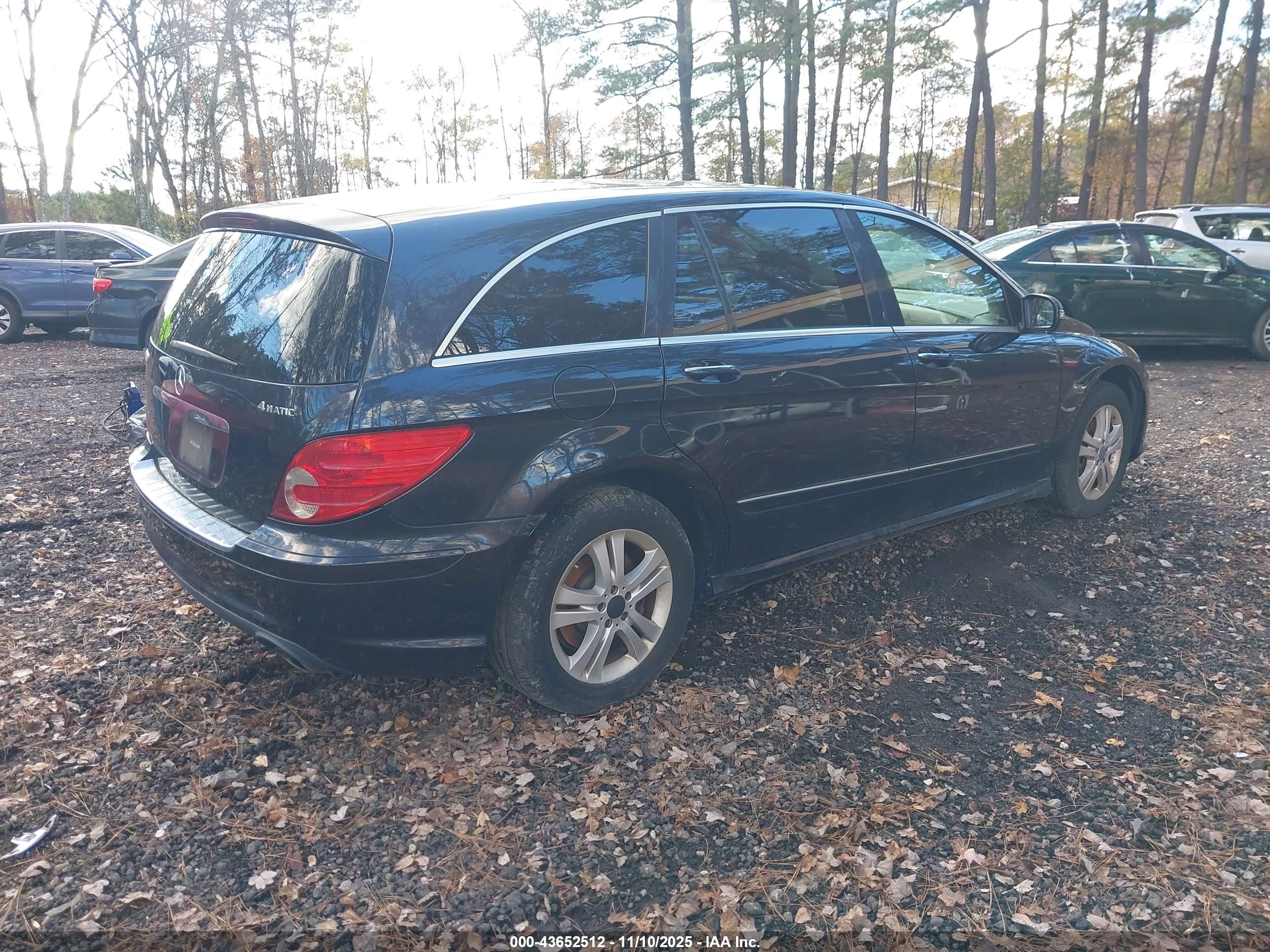 MERCEDES-BENZ R image 4