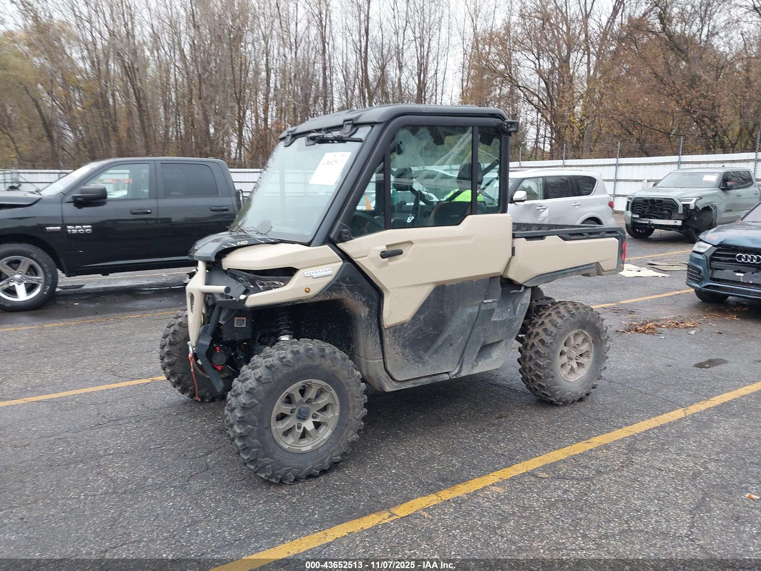CAN-AM DEFENDER image 2