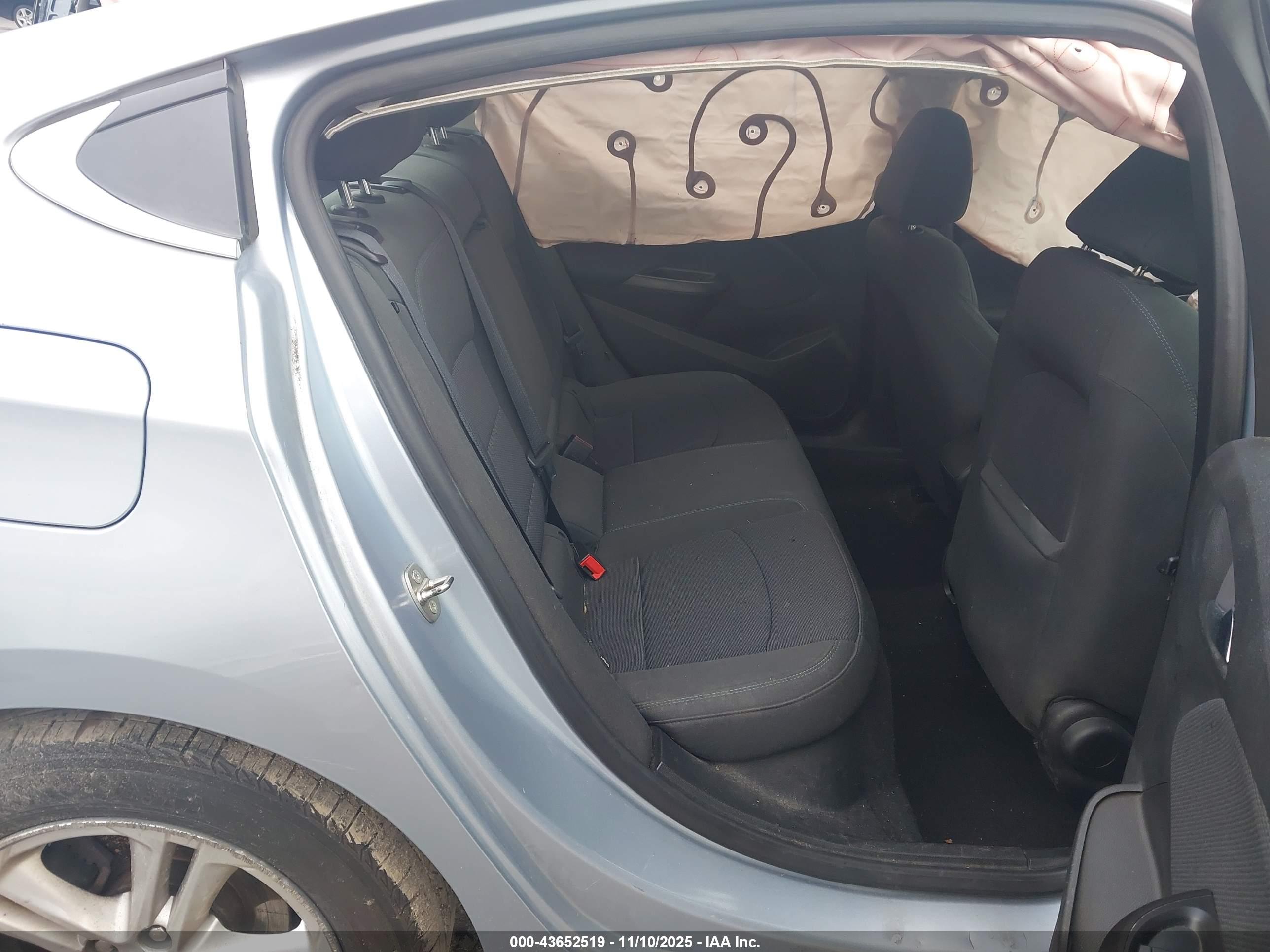 CHEVROLET CRUZE image 8