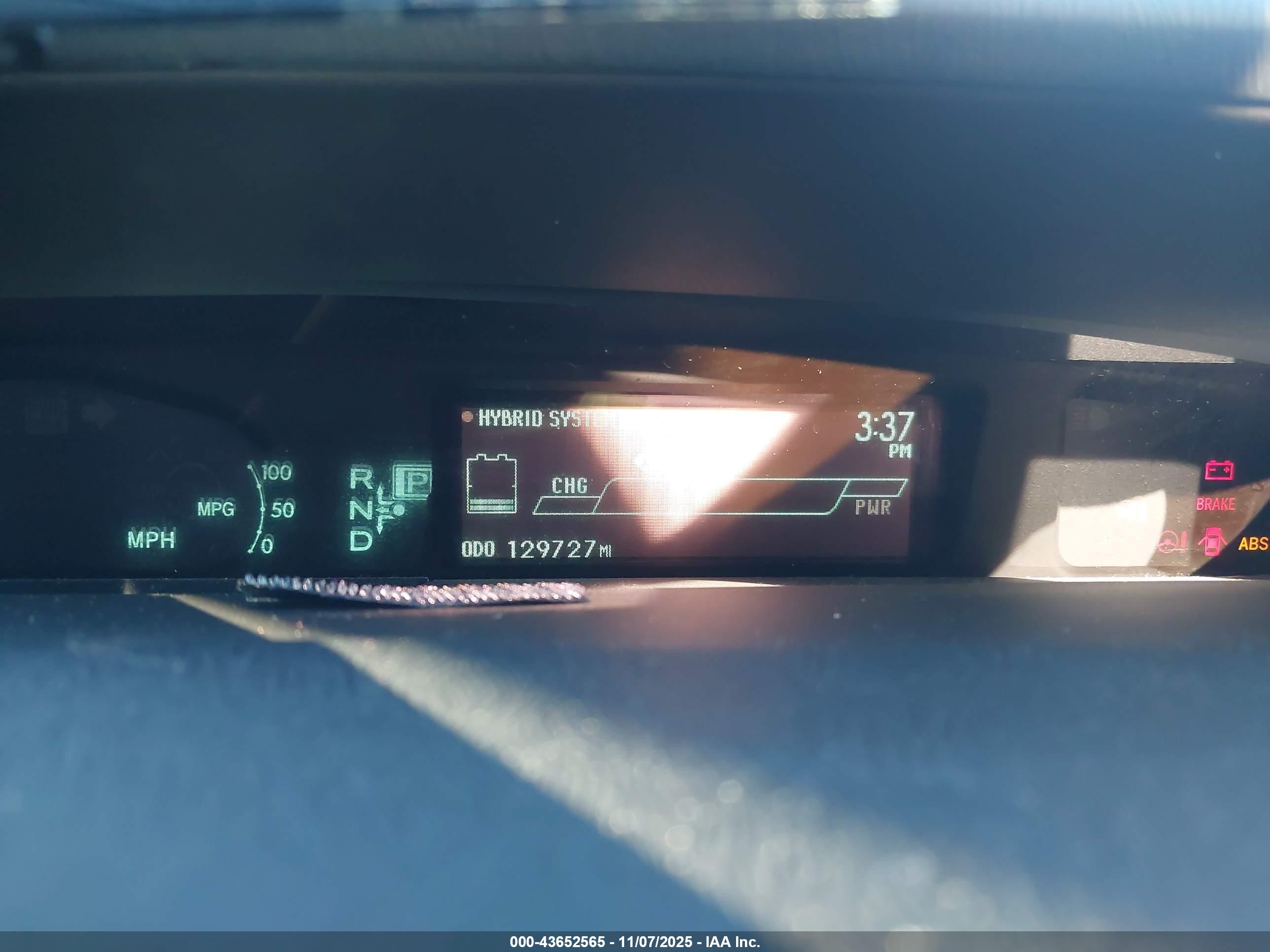 TOYOTA PRIUS image 7