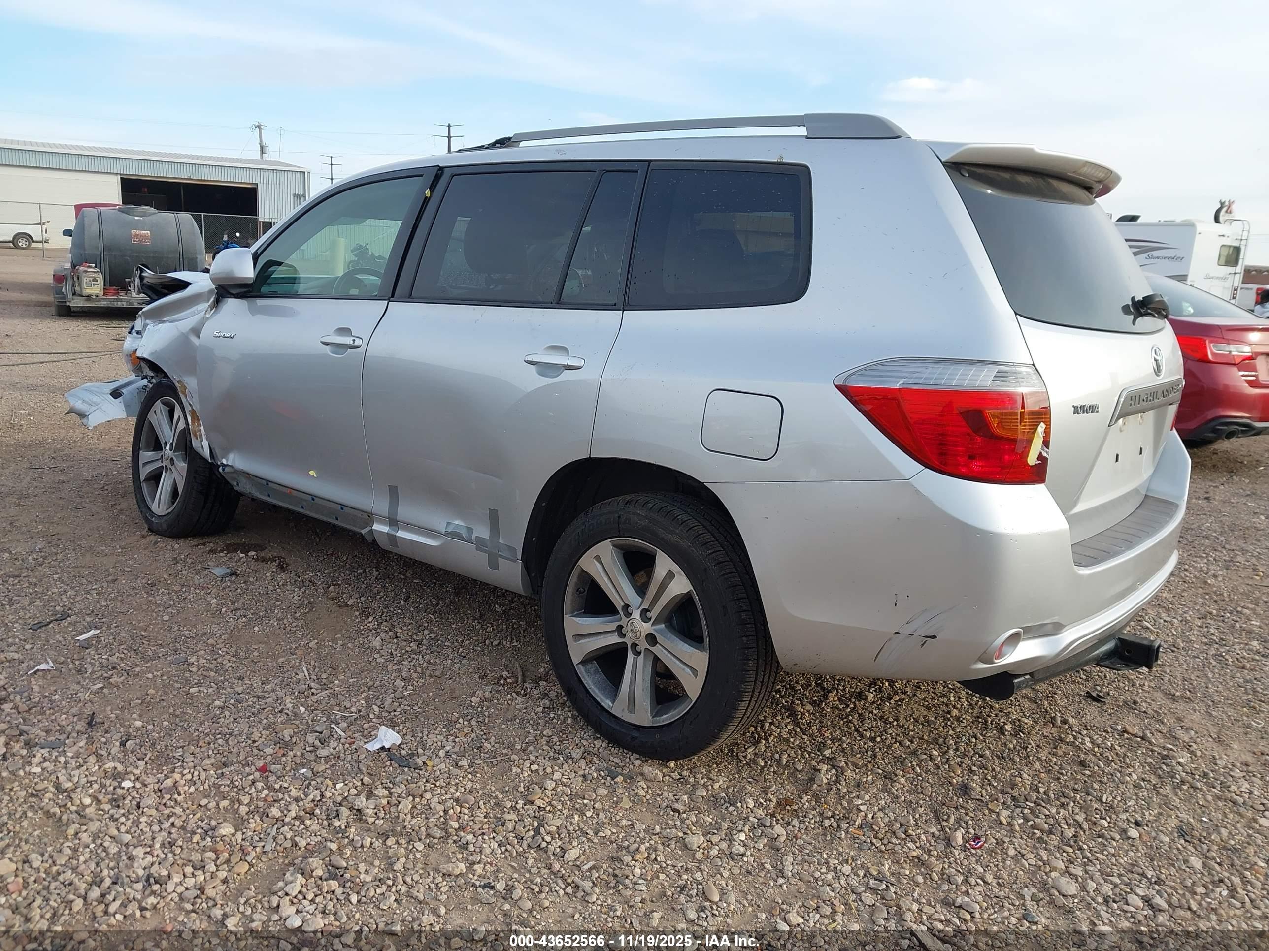TOYOTA HIGHLANDER image 3