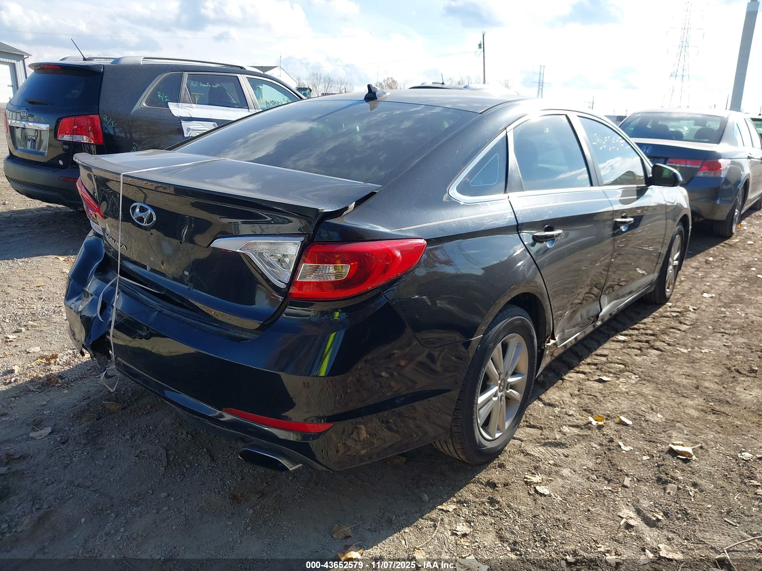 HYUNDAI SONATA image 4
