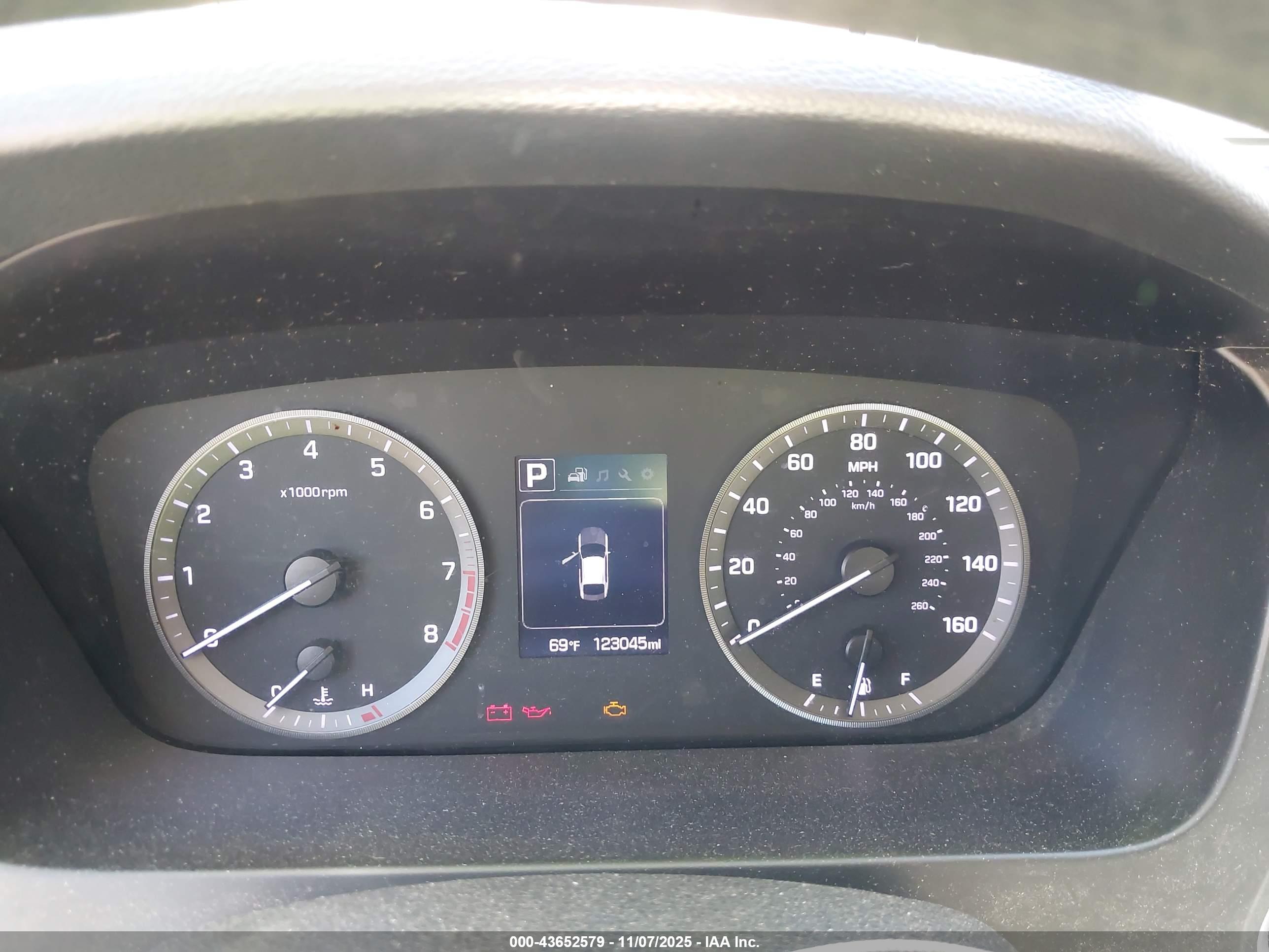 HYUNDAI SONATA image 7