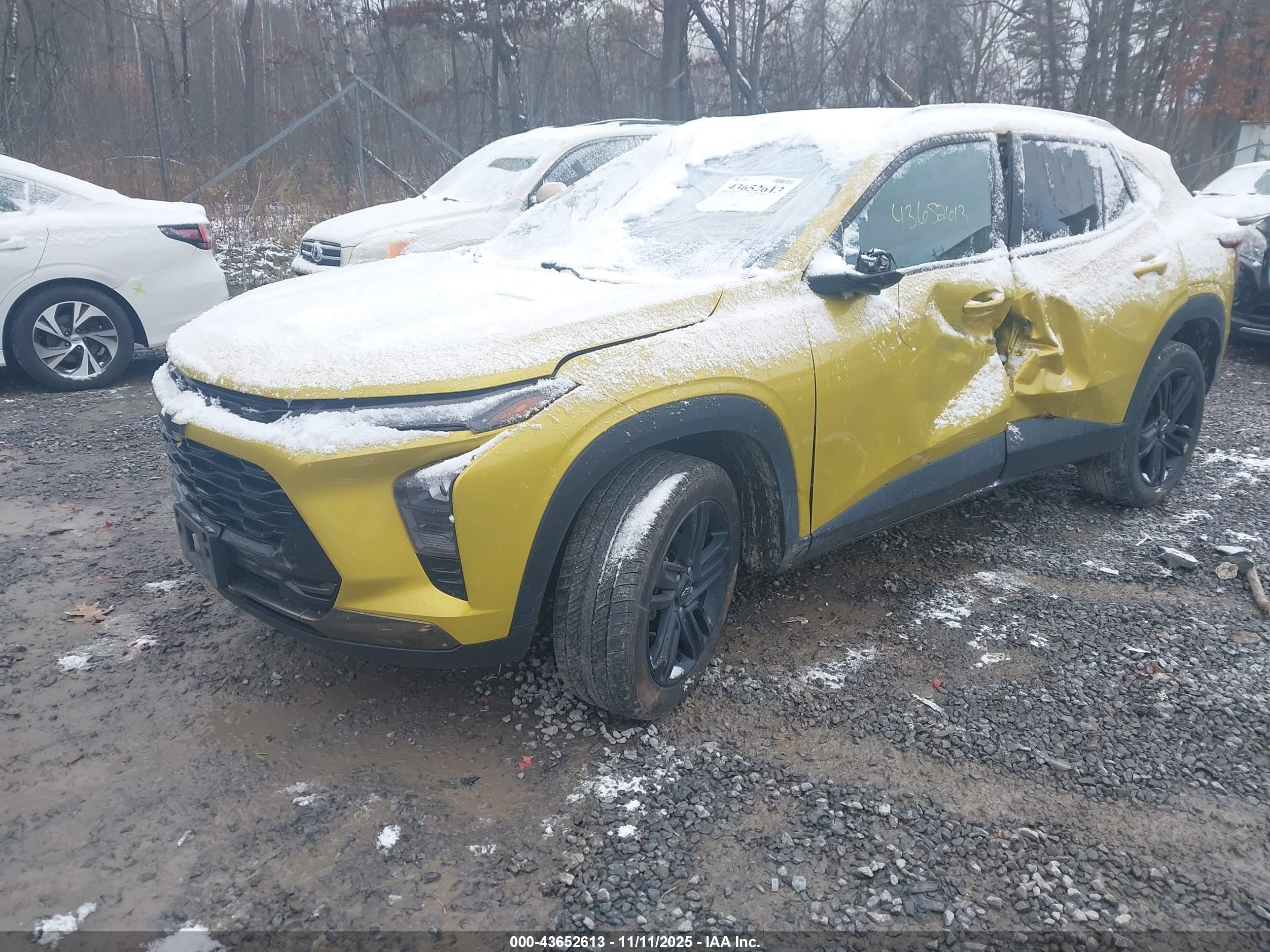 CHEVROLET TRAX image 2