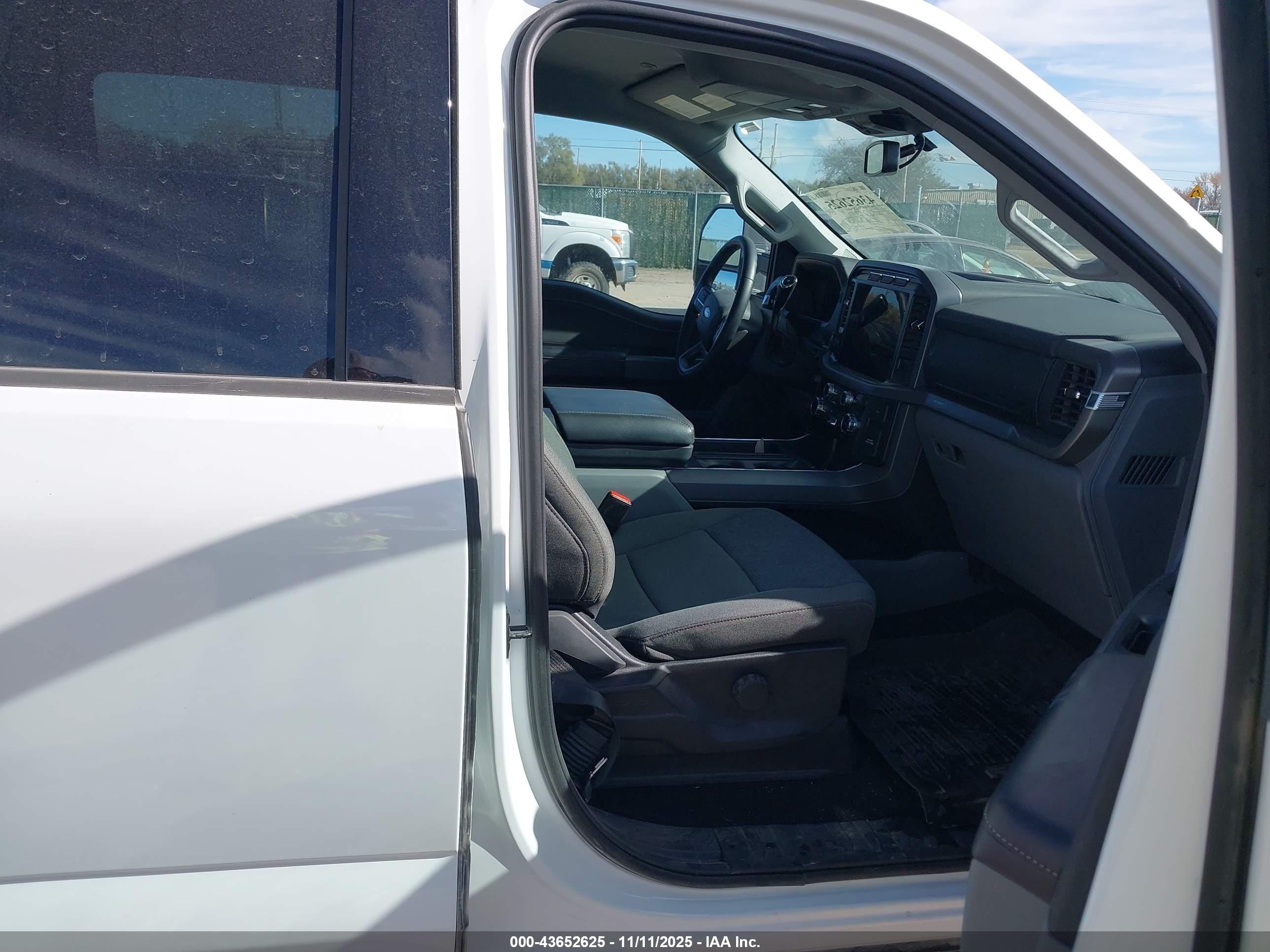 FORD F-150 image 5