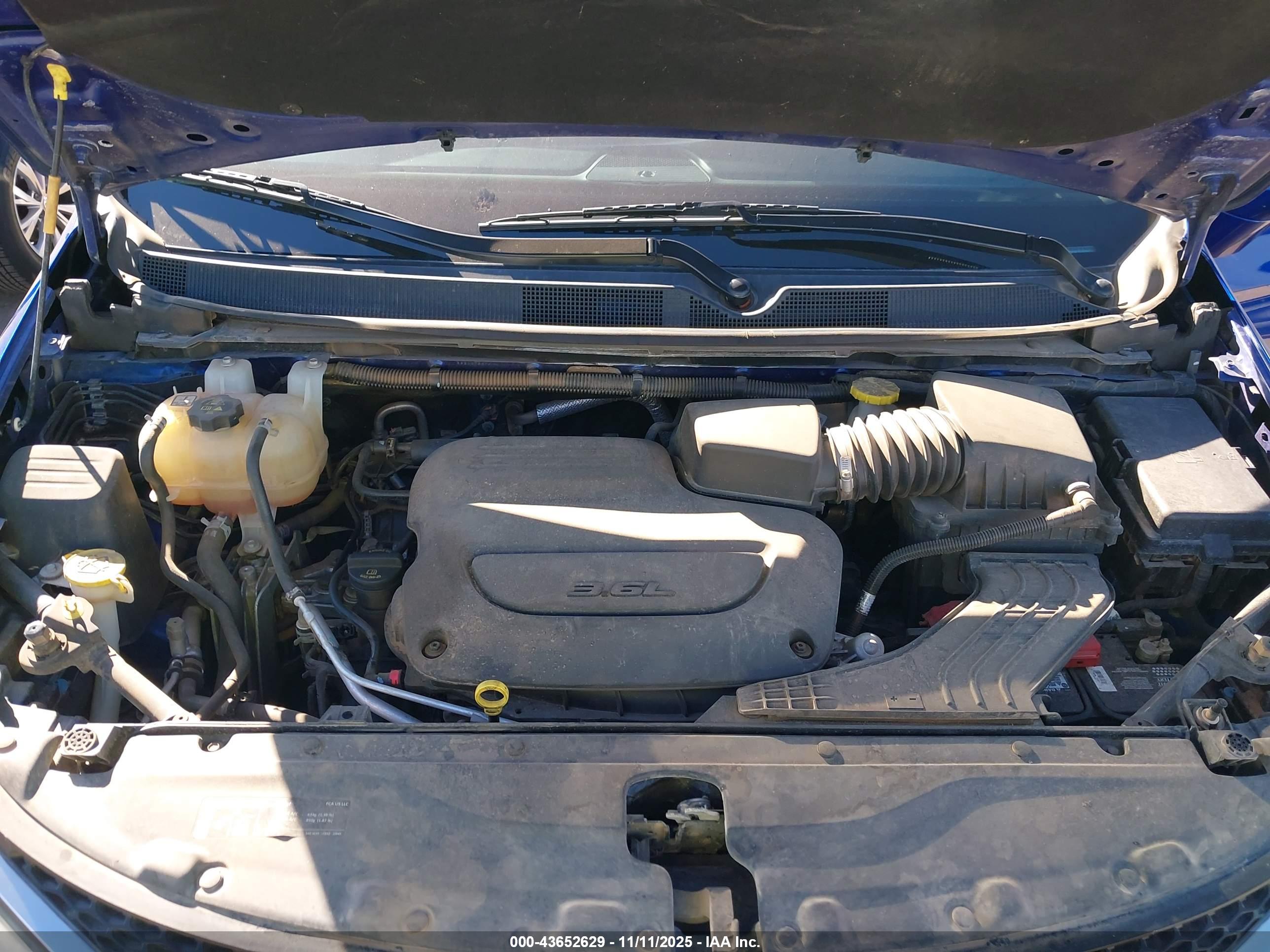 CHRYSLER PACIFICA image 10