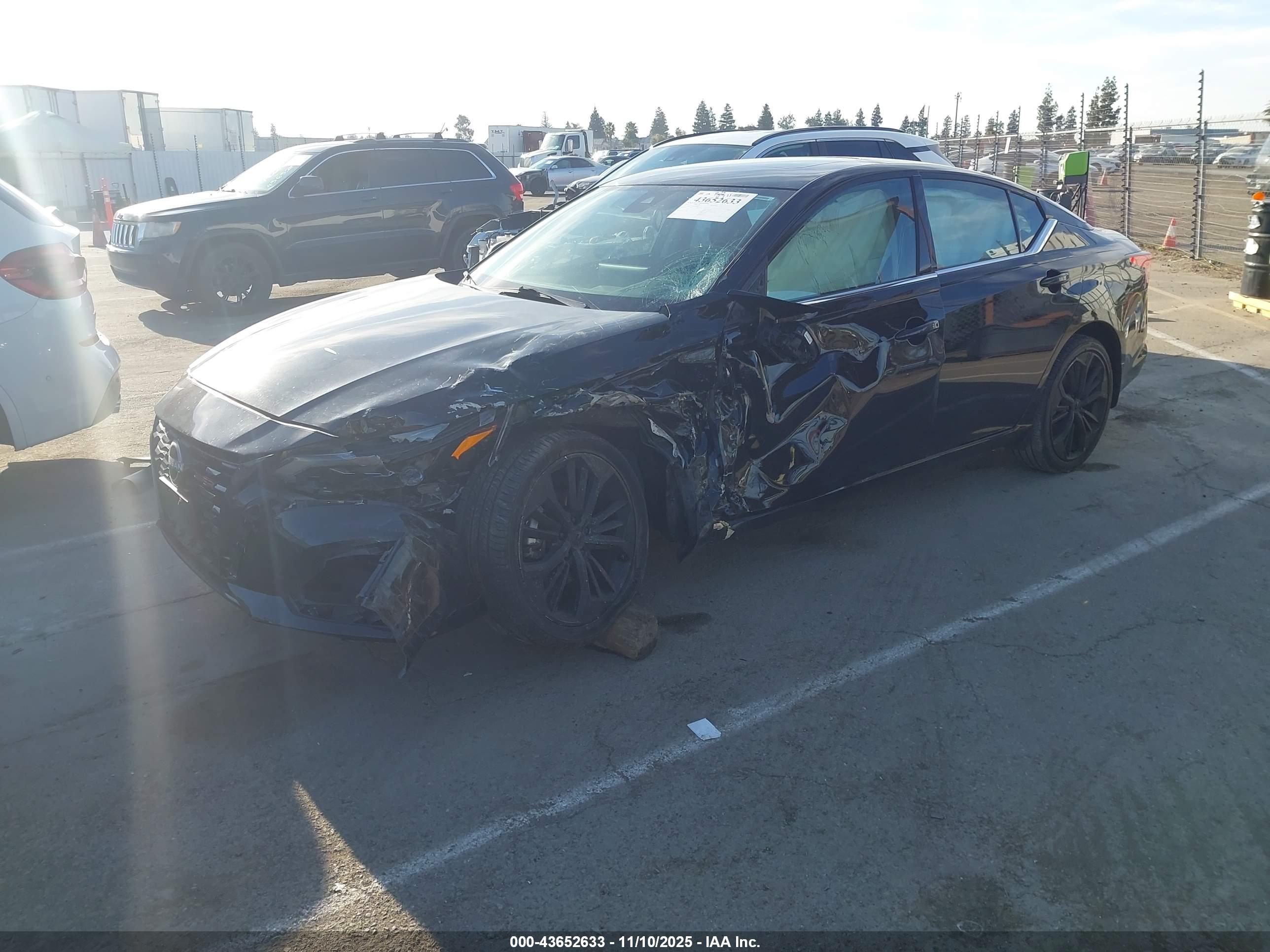 NISSAN ALTIMA image 2