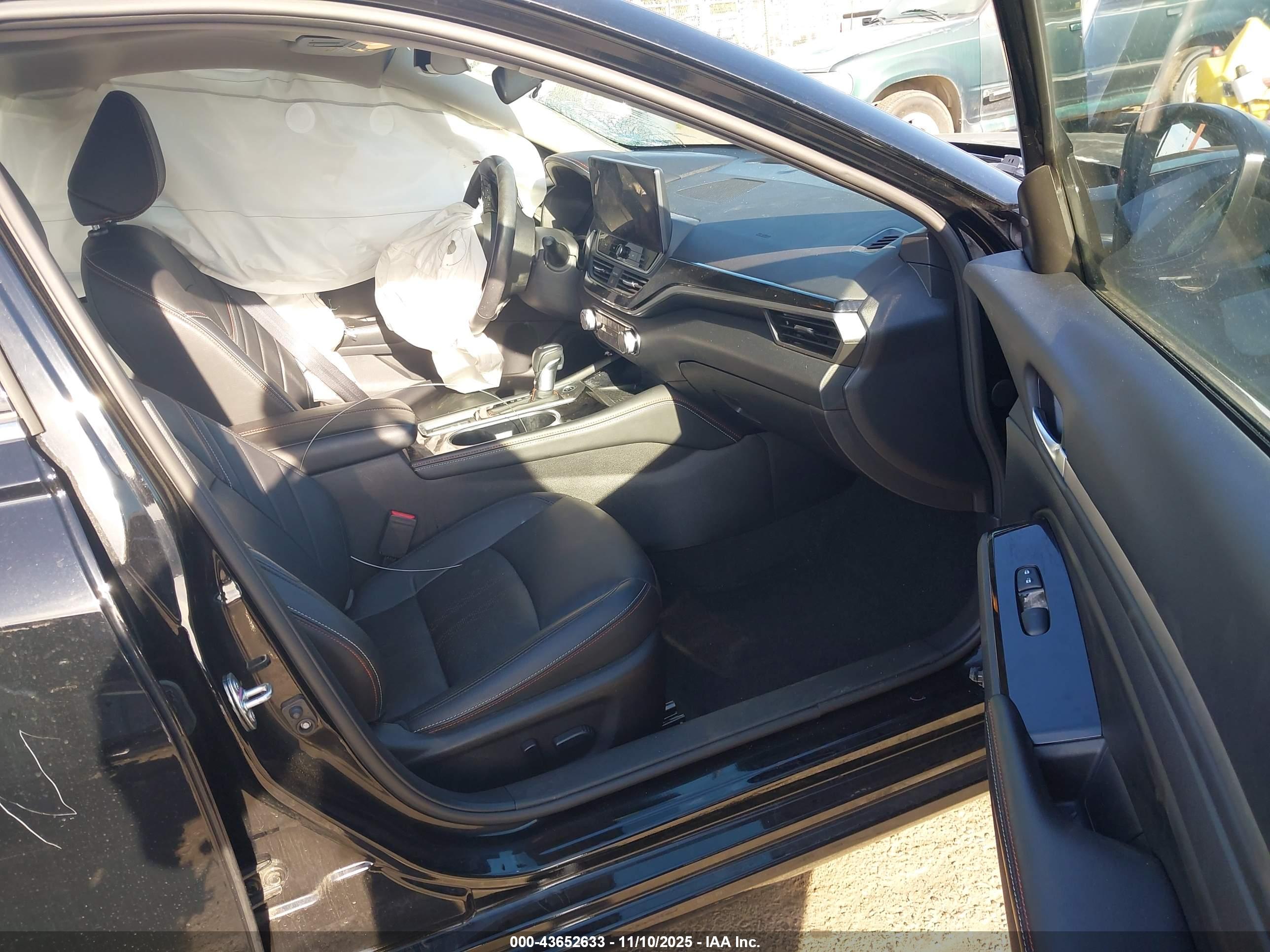 NISSAN ALTIMA image 5