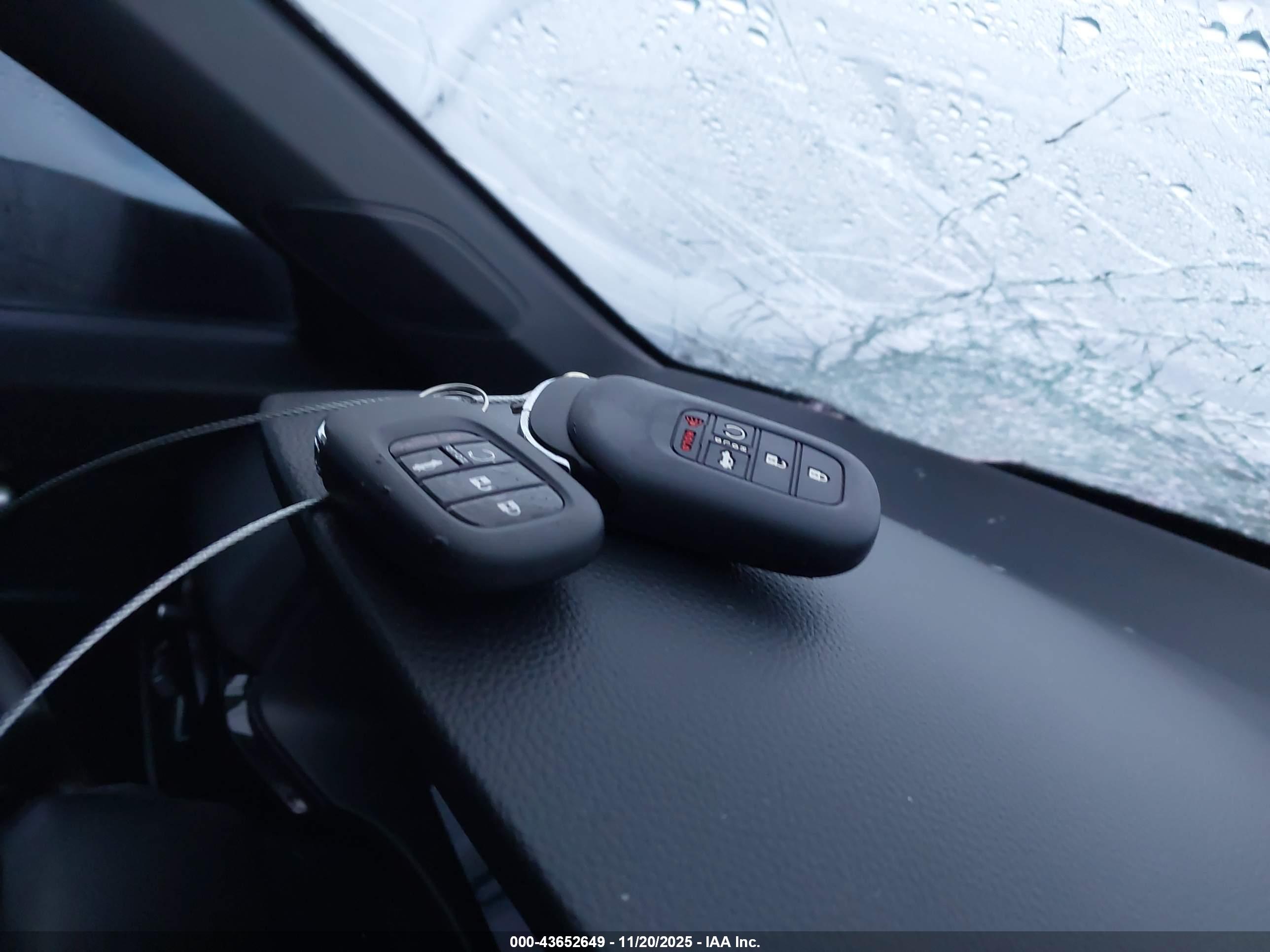 HONDA CIVIC image 11