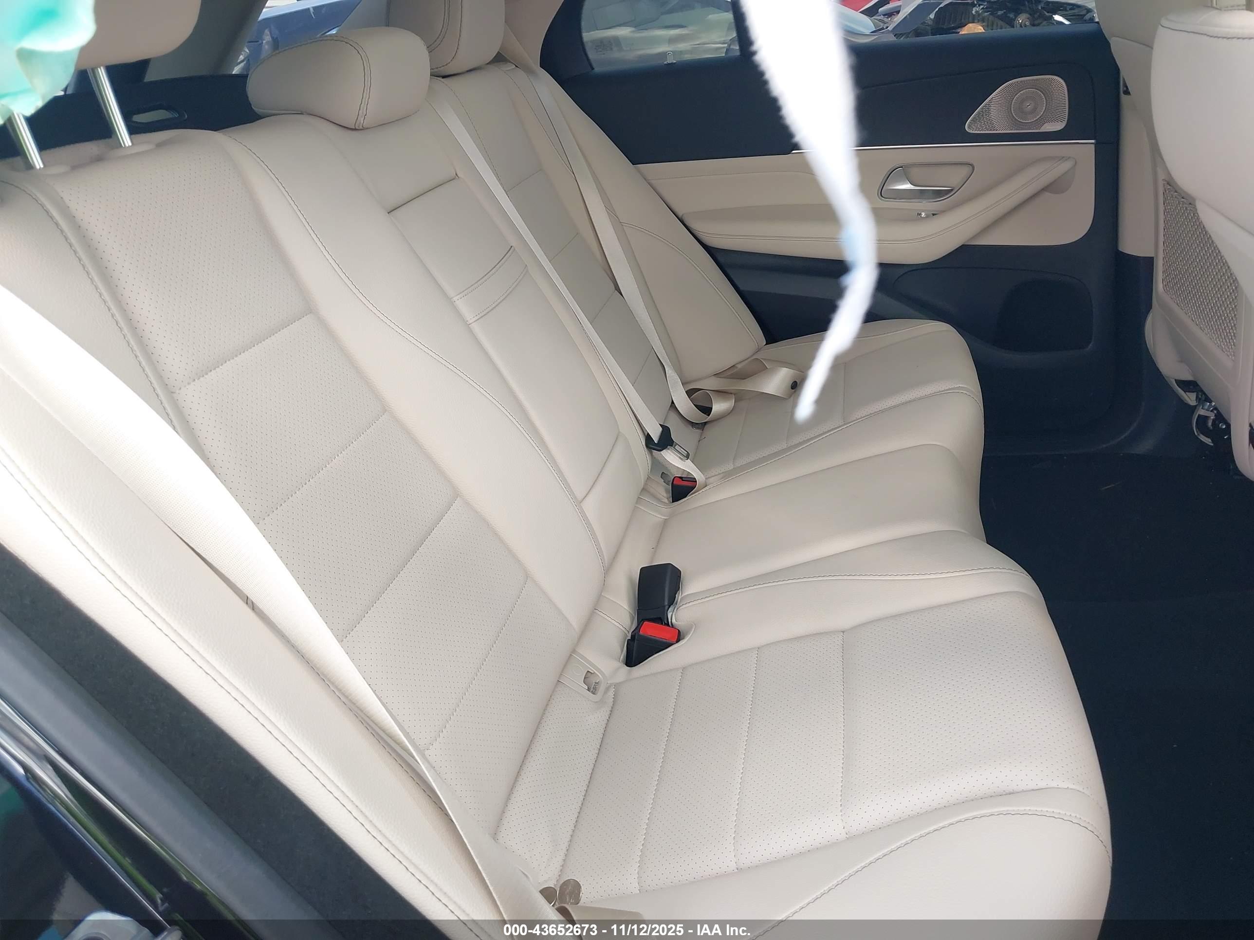 MERCEDES-BENZ GLE image 8