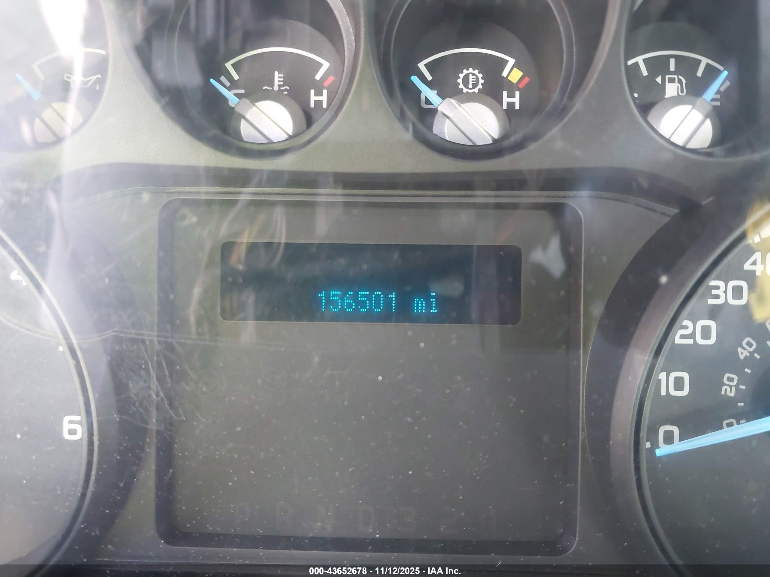 FORD F-450 image 6