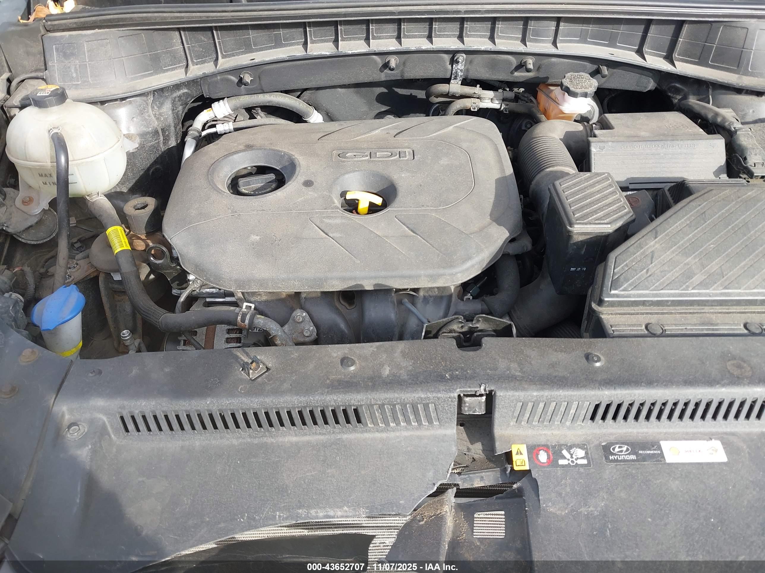 HYUNDAI TUCSON image 10