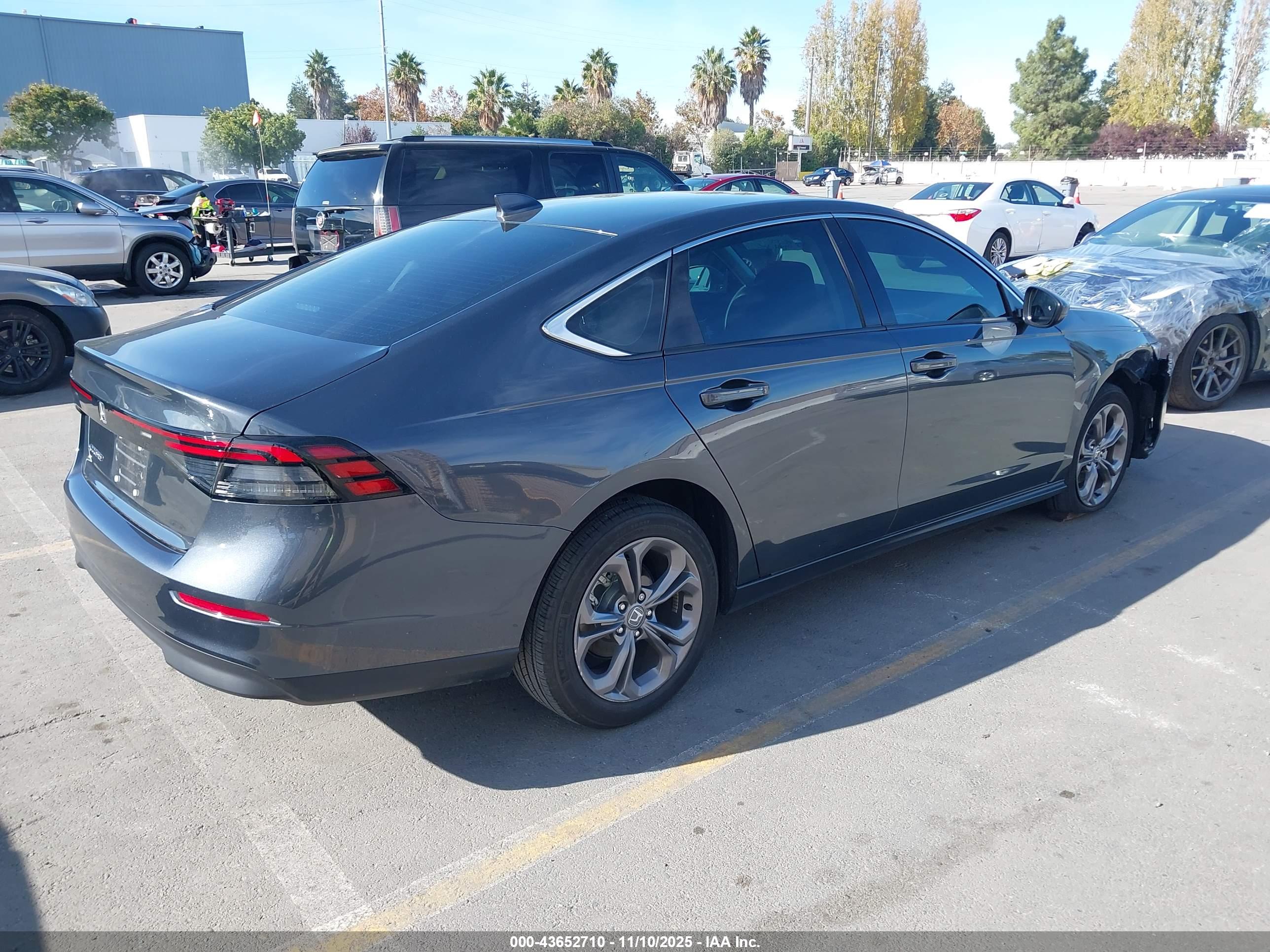 HONDA ACCORD image 4