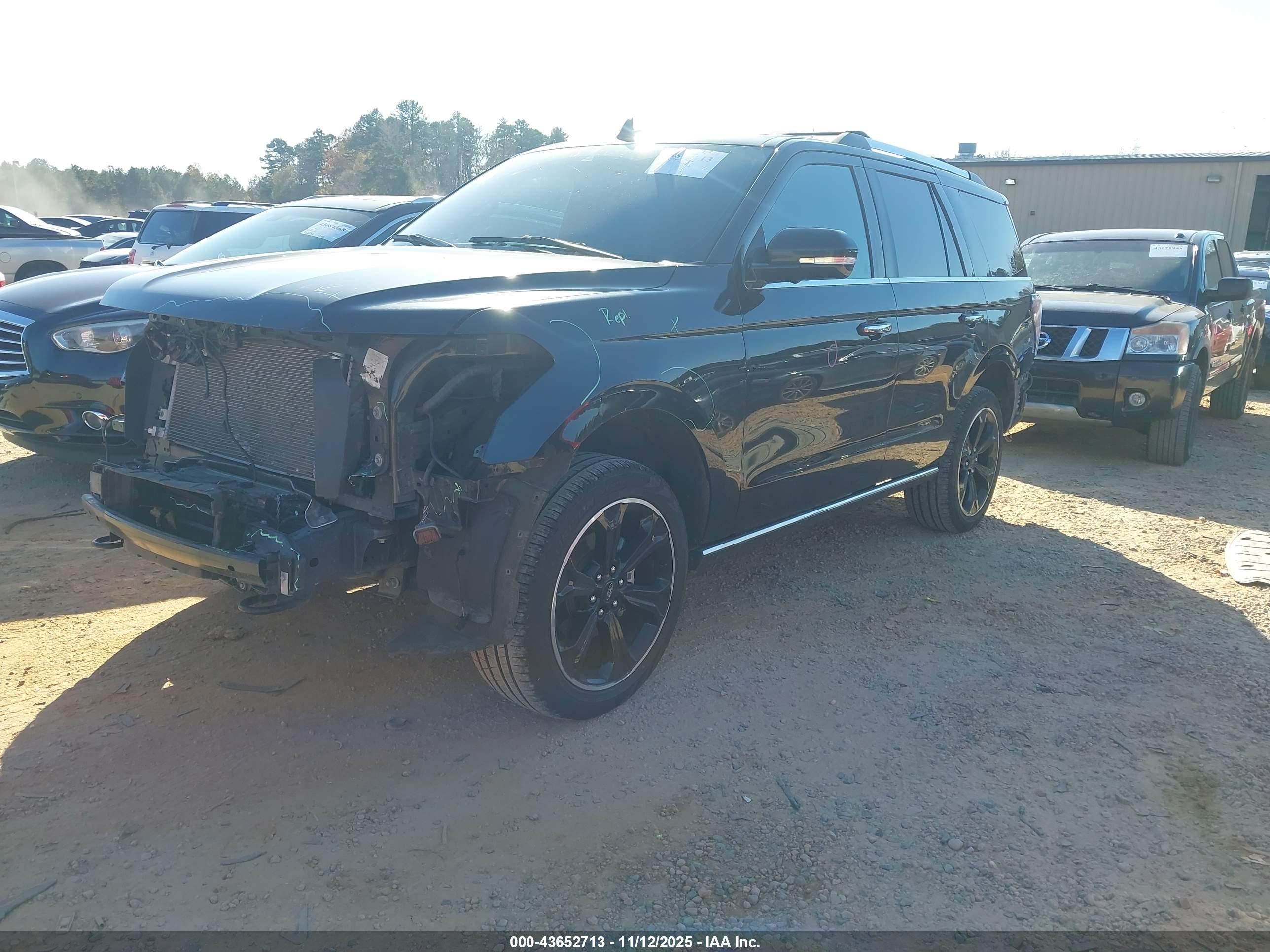FORD EXPEDITION image 2