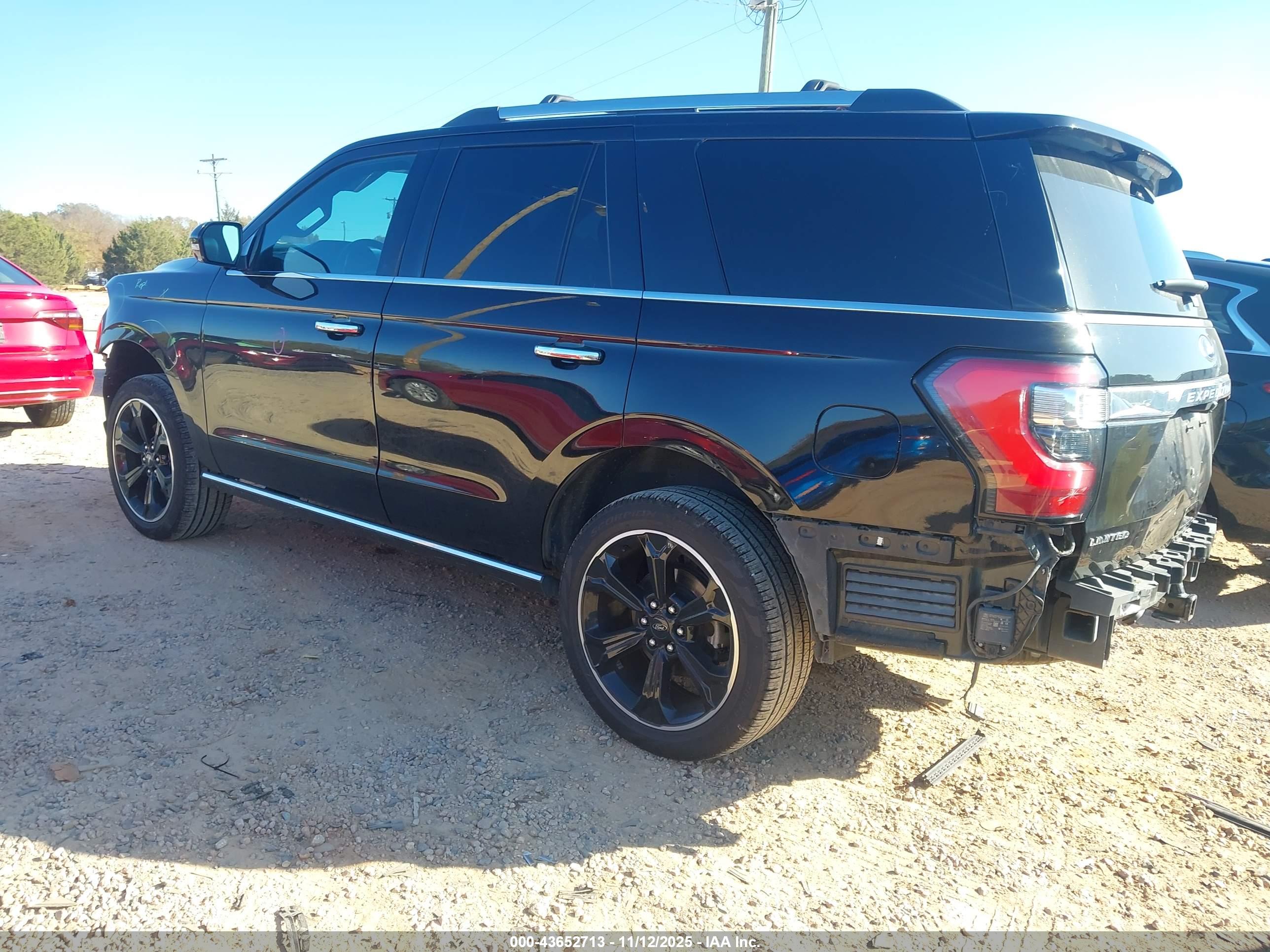 FORD EXPEDITION image 3