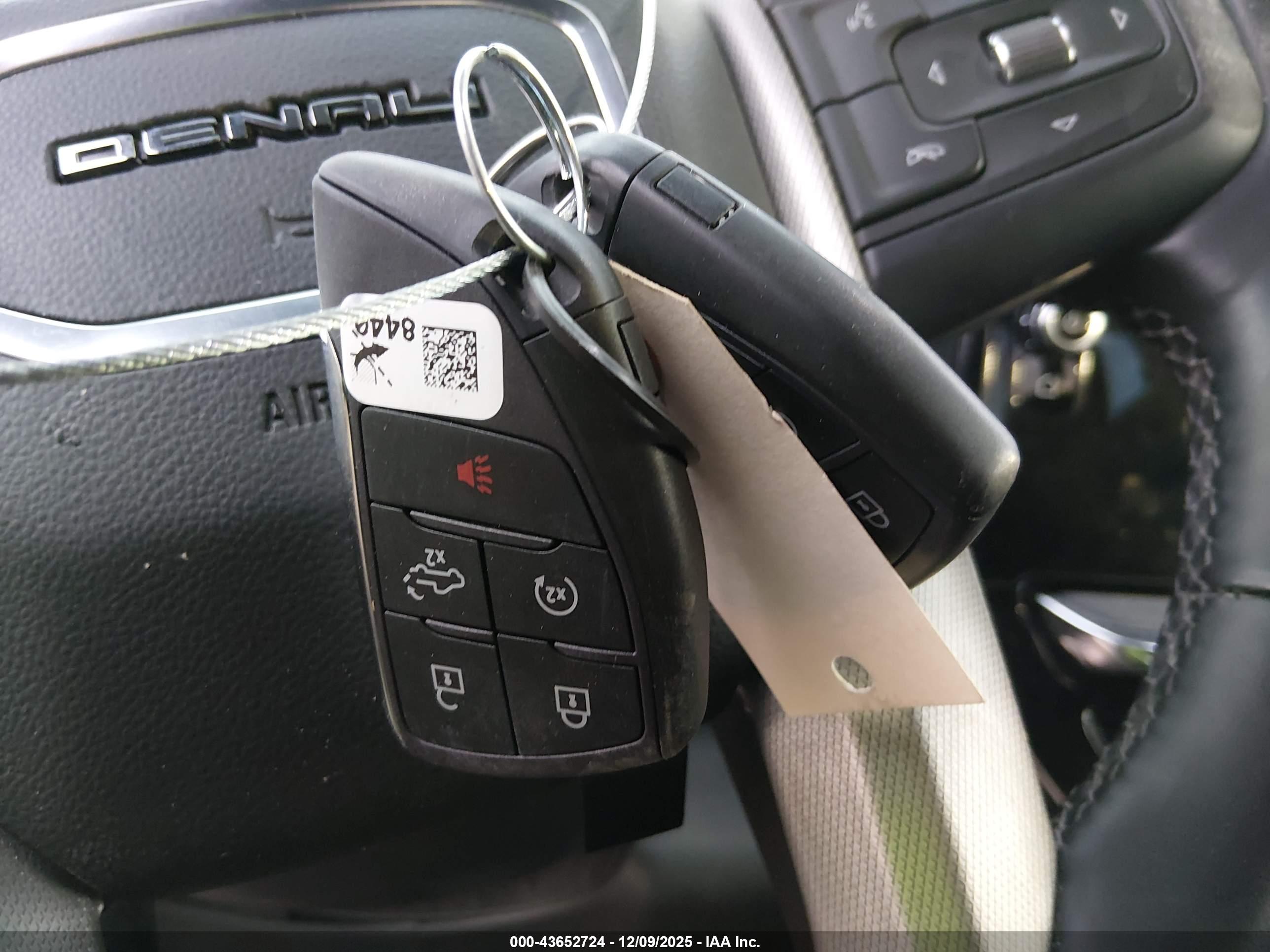 GMC SIERRA image 11